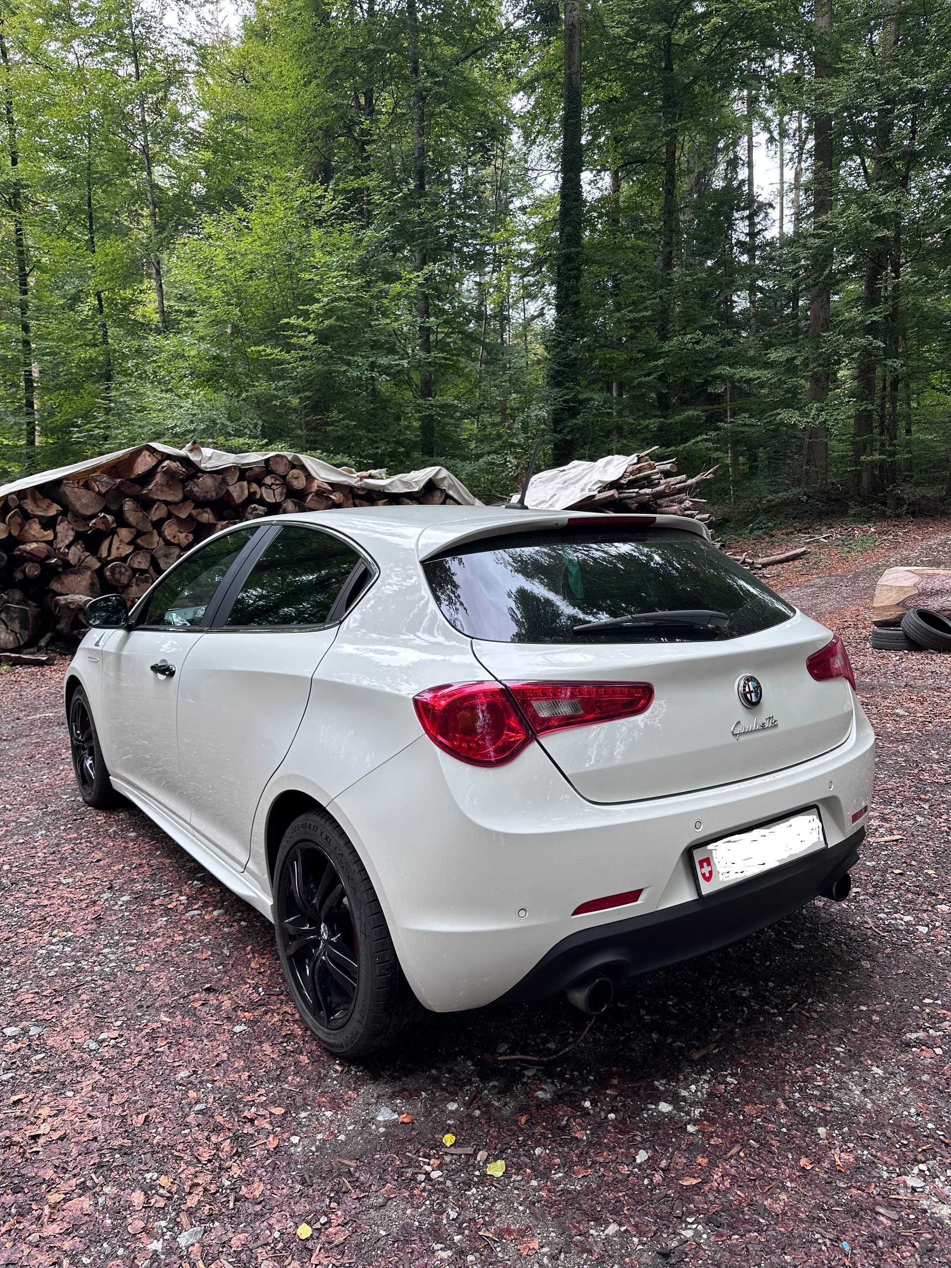 ALFA ROMEO 1750 TBi Quadrifoglio Verde TCT-image-1