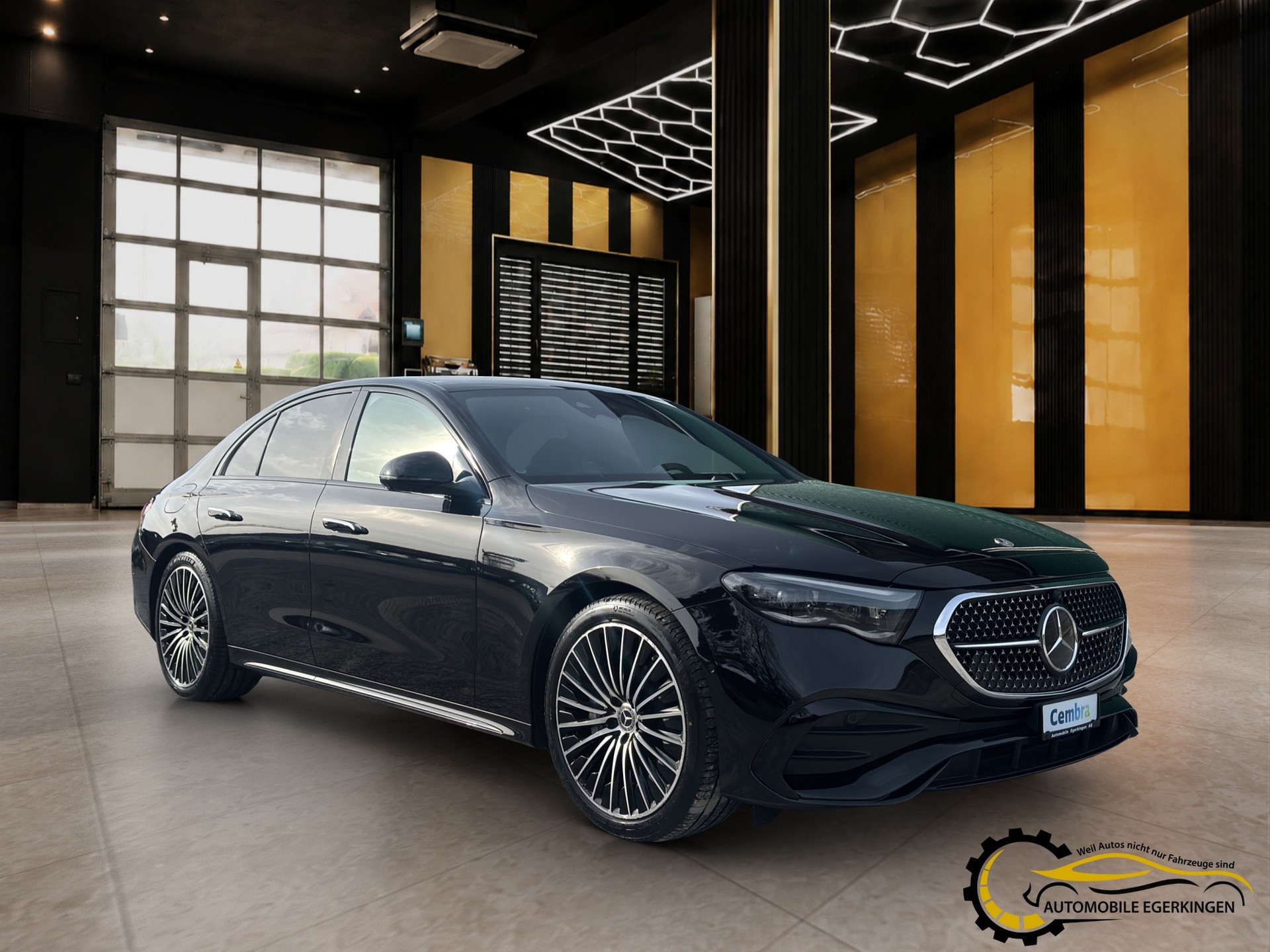 MERCEDES-BENZ E 220 d AMG Line 4matic-showroom-element-2