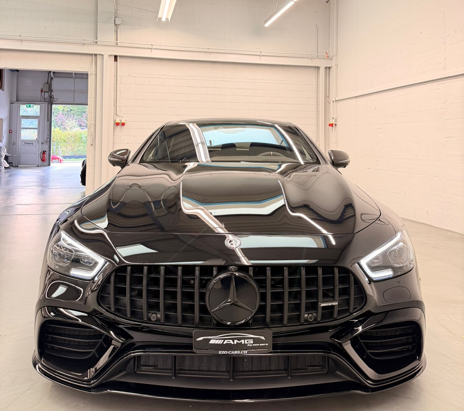 MERCEDES-BENZ AMG GT 4 63 S 4Matic+ Speedshift MCT All Black Performance Carbon Packet-showroom-element-2