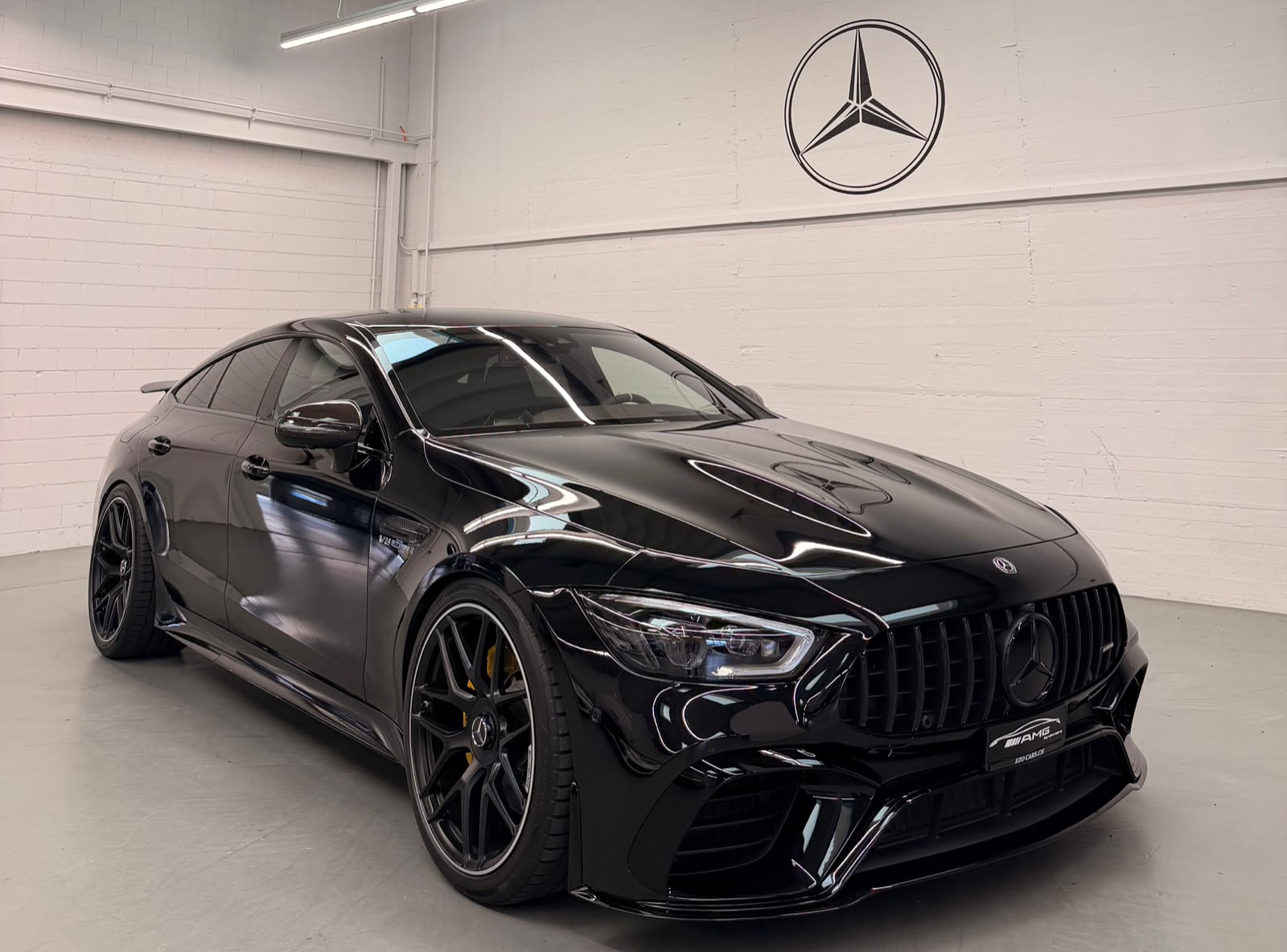MERCEDES-BENZ AMG GT 4 63 S 4Matic+ Speedshift MCT All Black Performance Carbon Packet