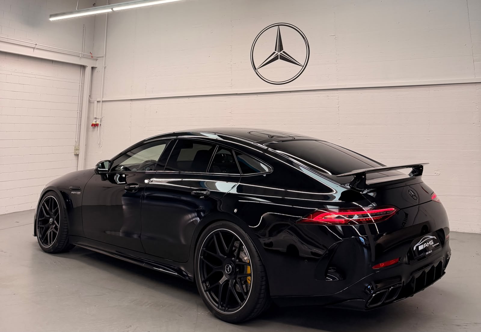 MERCEDES-BENZ AMG GT 4 63 S 4Matic+ Speedshift MCT All Black Performance Carbon Packet-image-6