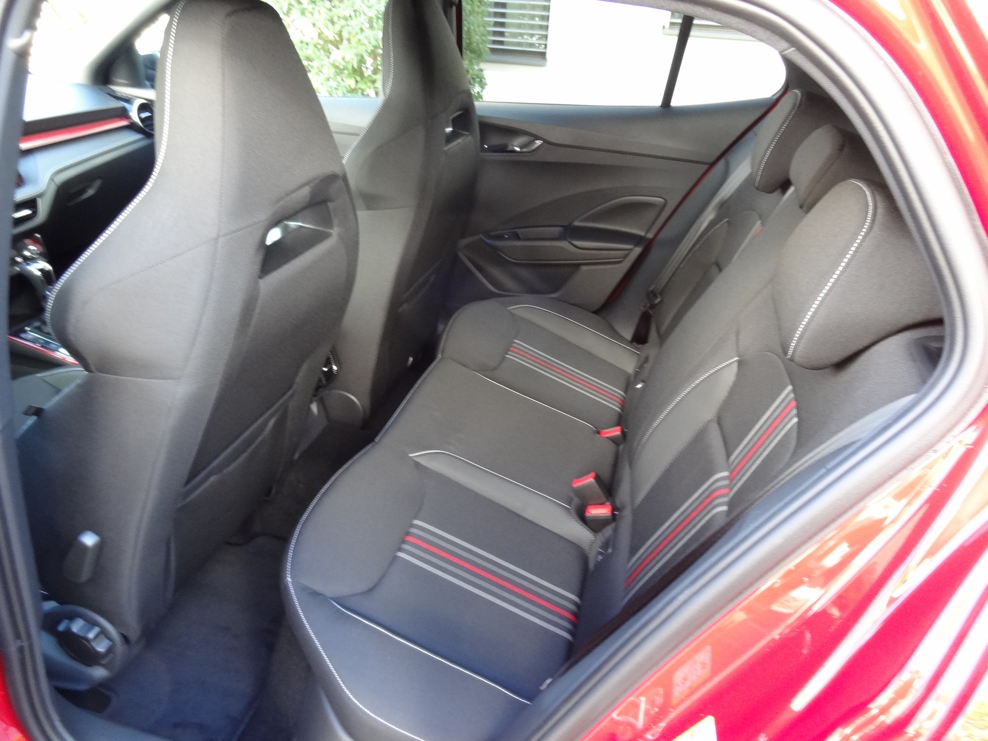 SKODA Fabia 1.0 TSI Monte Carlo DSG-image-17