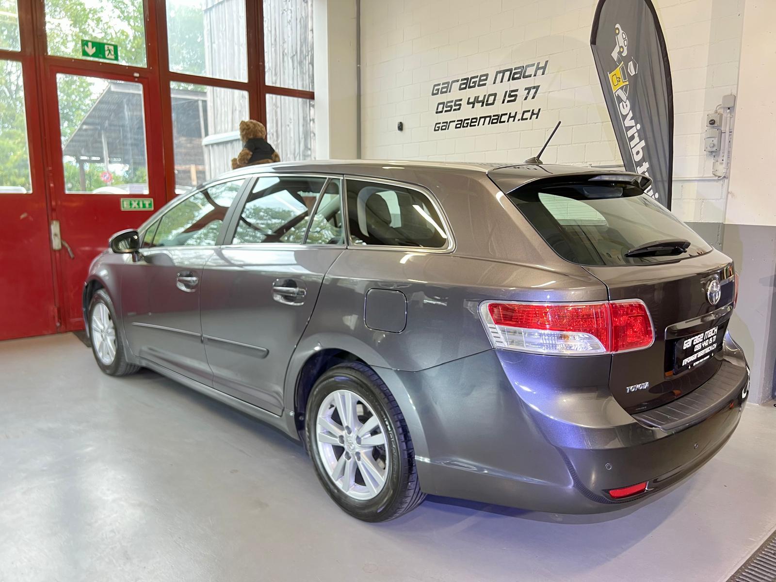 TOYOTA Avensis SW 2.0 Linea Luna Multidrive ✅-image-4