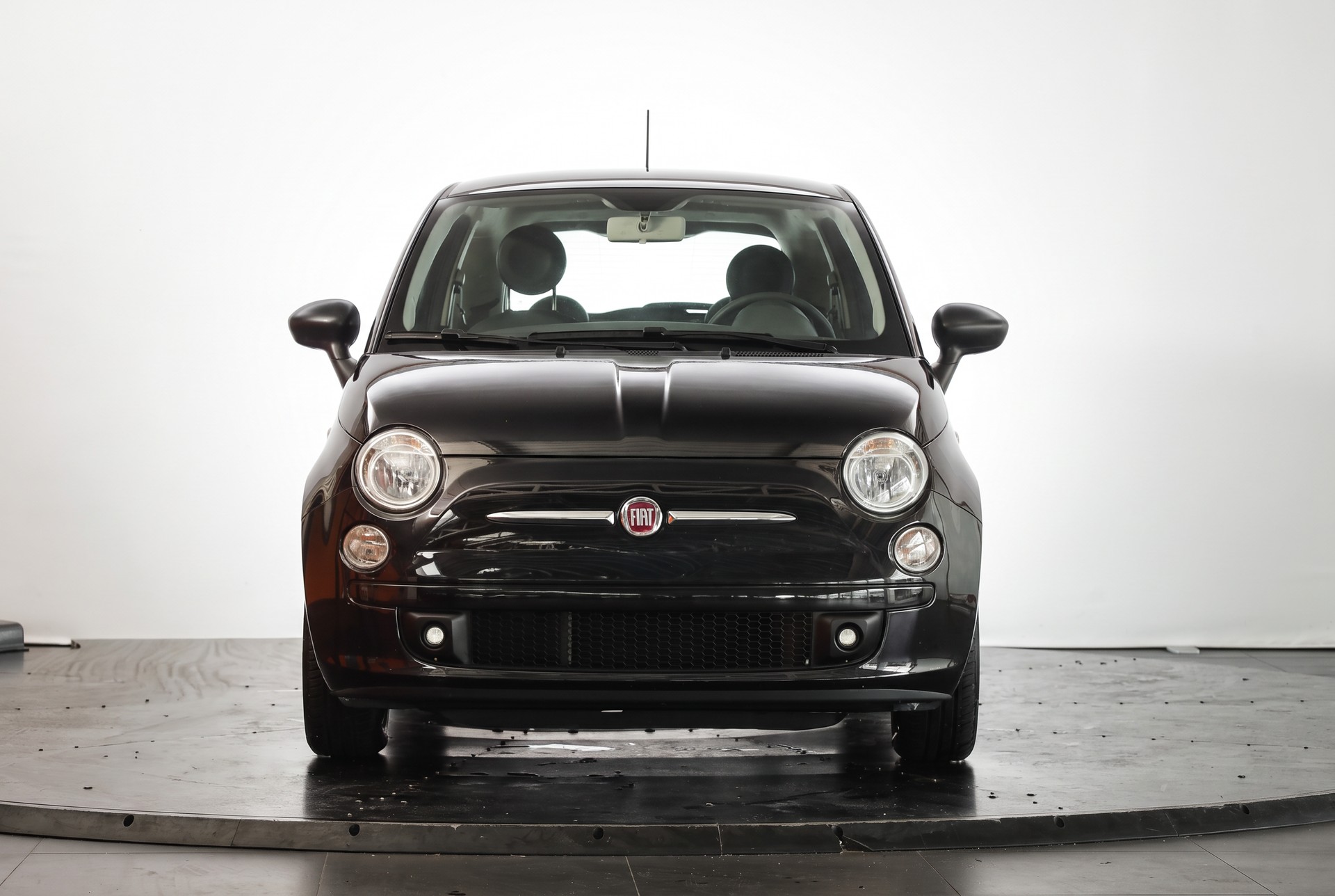 FIAT 500 1.2 Pop • Intérieur bicolore rouge • Radars de recul • Pack Chrome-showroom-element-1