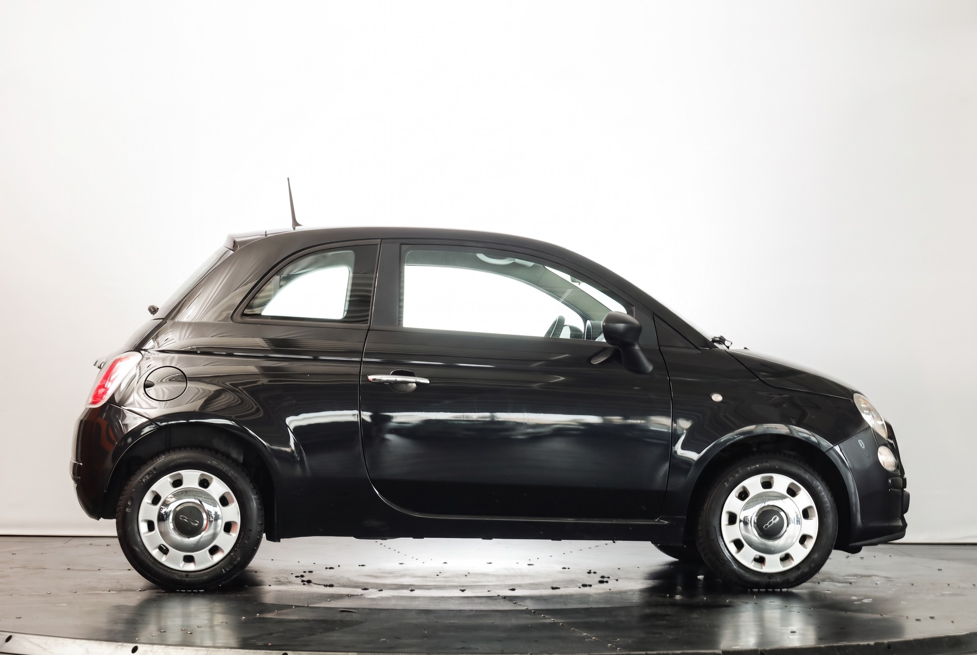 FIAT 500 1.2 Pop • Intérieur bicolore rouge • Radars de recul • Pack Chrome-image-5