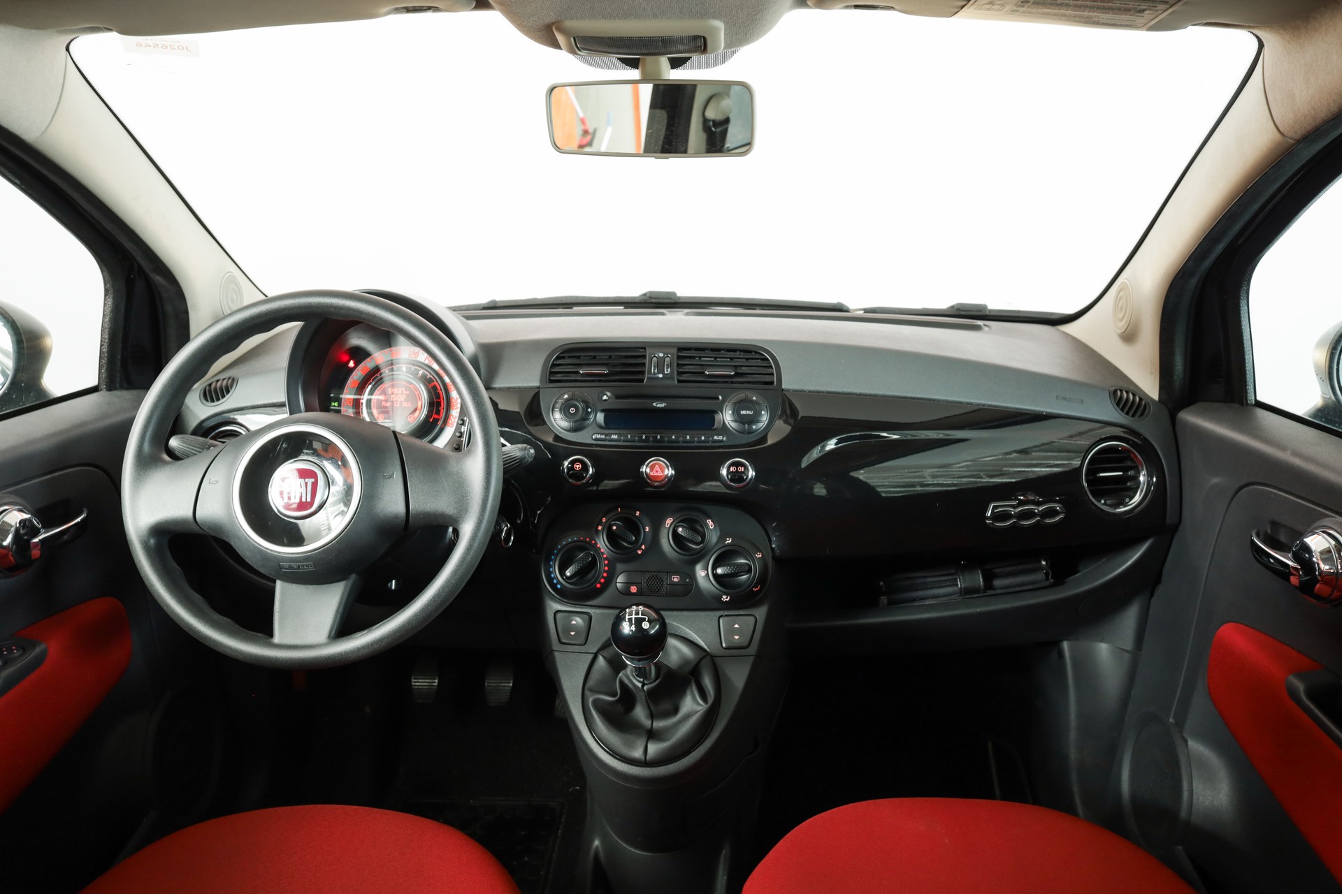 FIAT 500 1.2 Pop • Intérieur bicolore rouge • Radars de recul • Pack Chrome-image-9