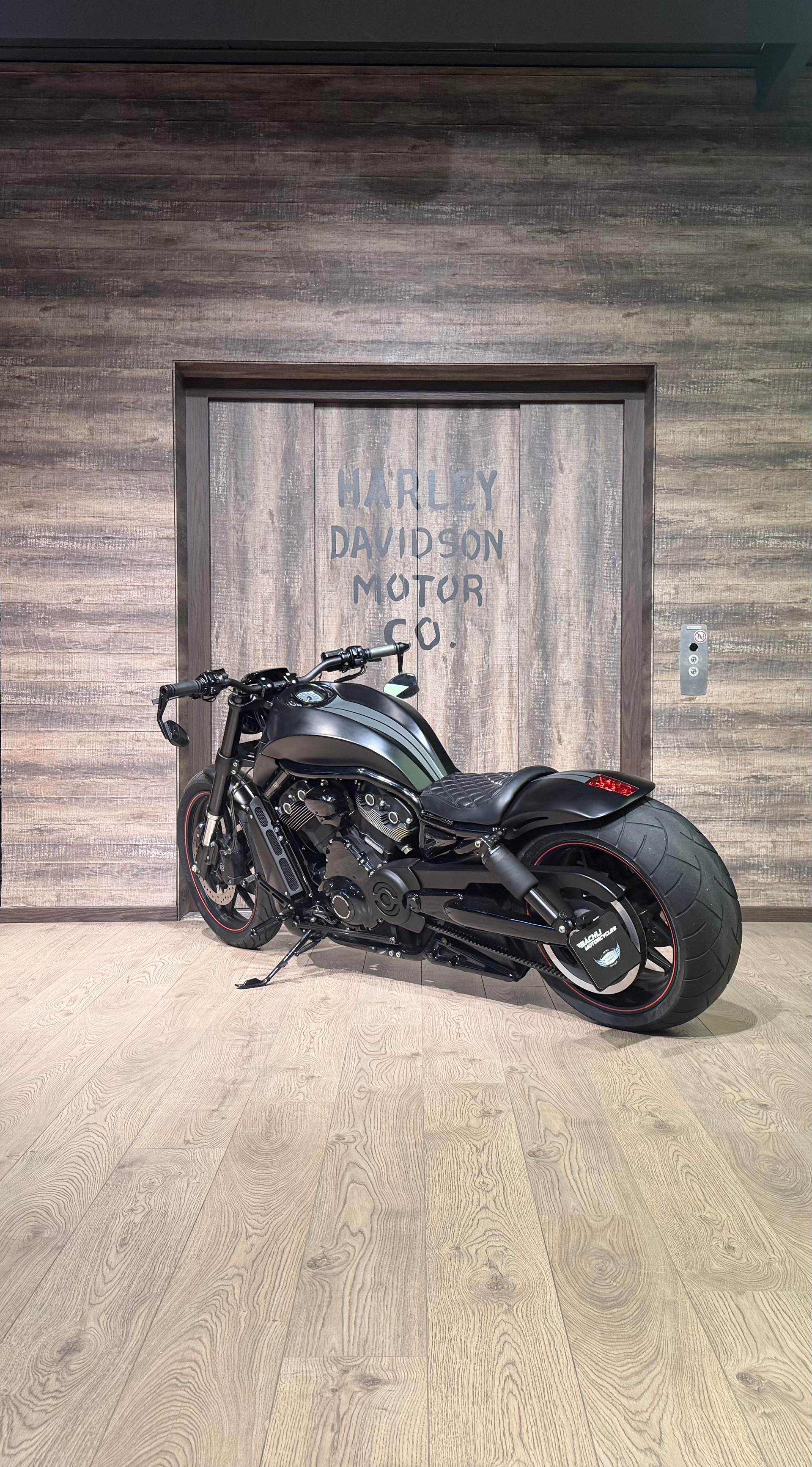 HARLEY-DAVIDSON VRSCDX Night Rod Special ABS-image-4