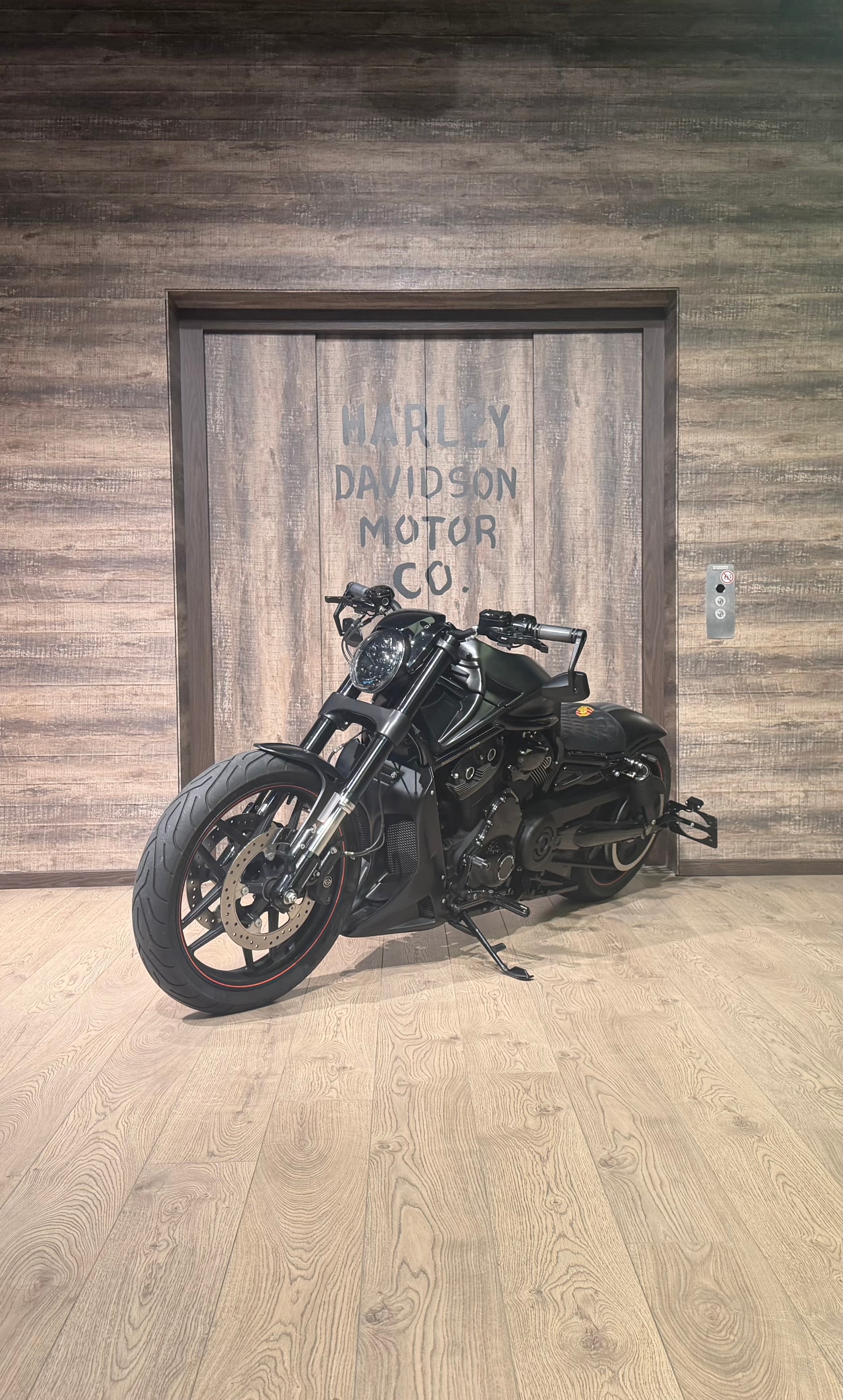 HARLEY-DAVIDSON VRSCDX Night Rod Special ABS-image-2