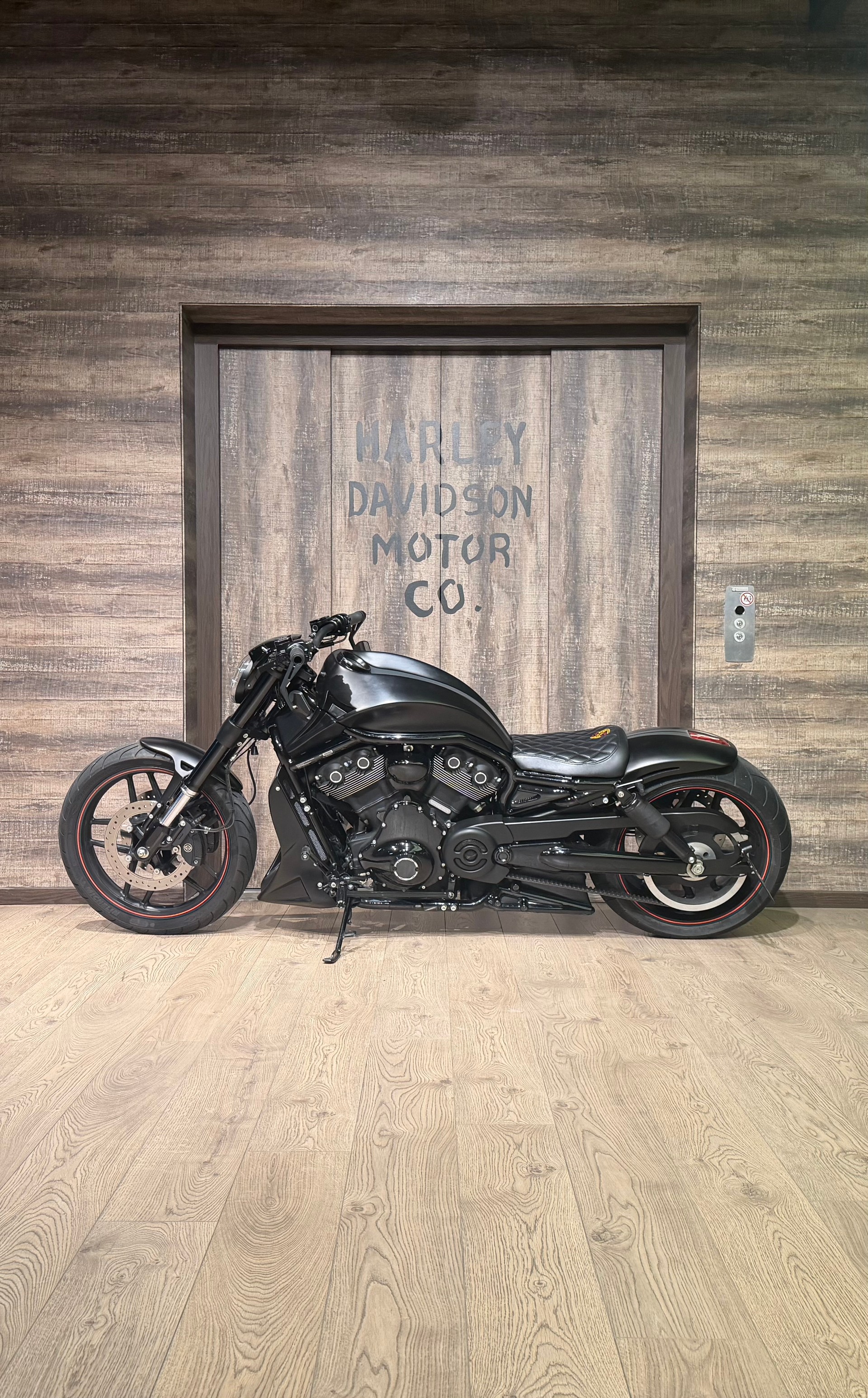 HARLEY-DAVIDSON VRSCDX Night Rod Special ABS-image-3