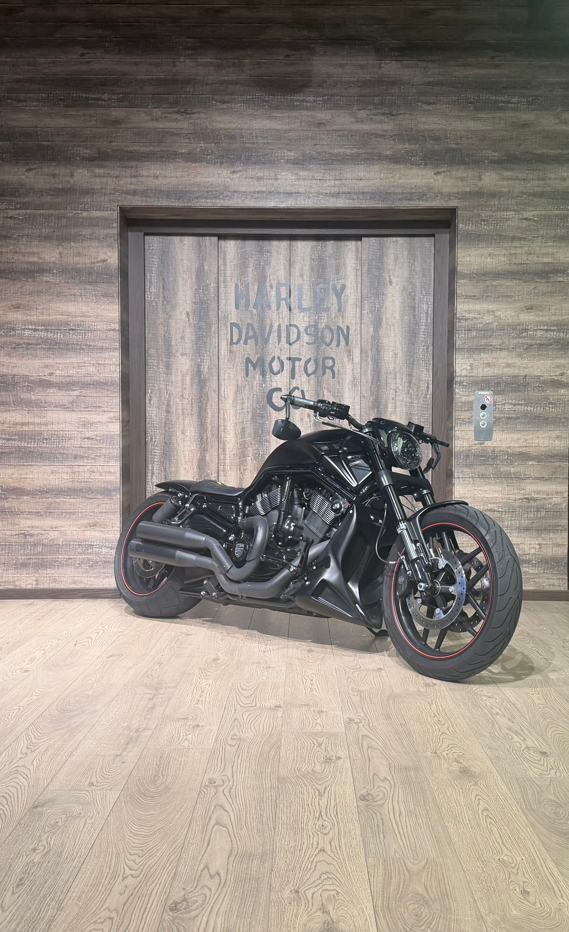HARLEY-DAVIDSON VRSCDX Night Rod Special ABS-image-1