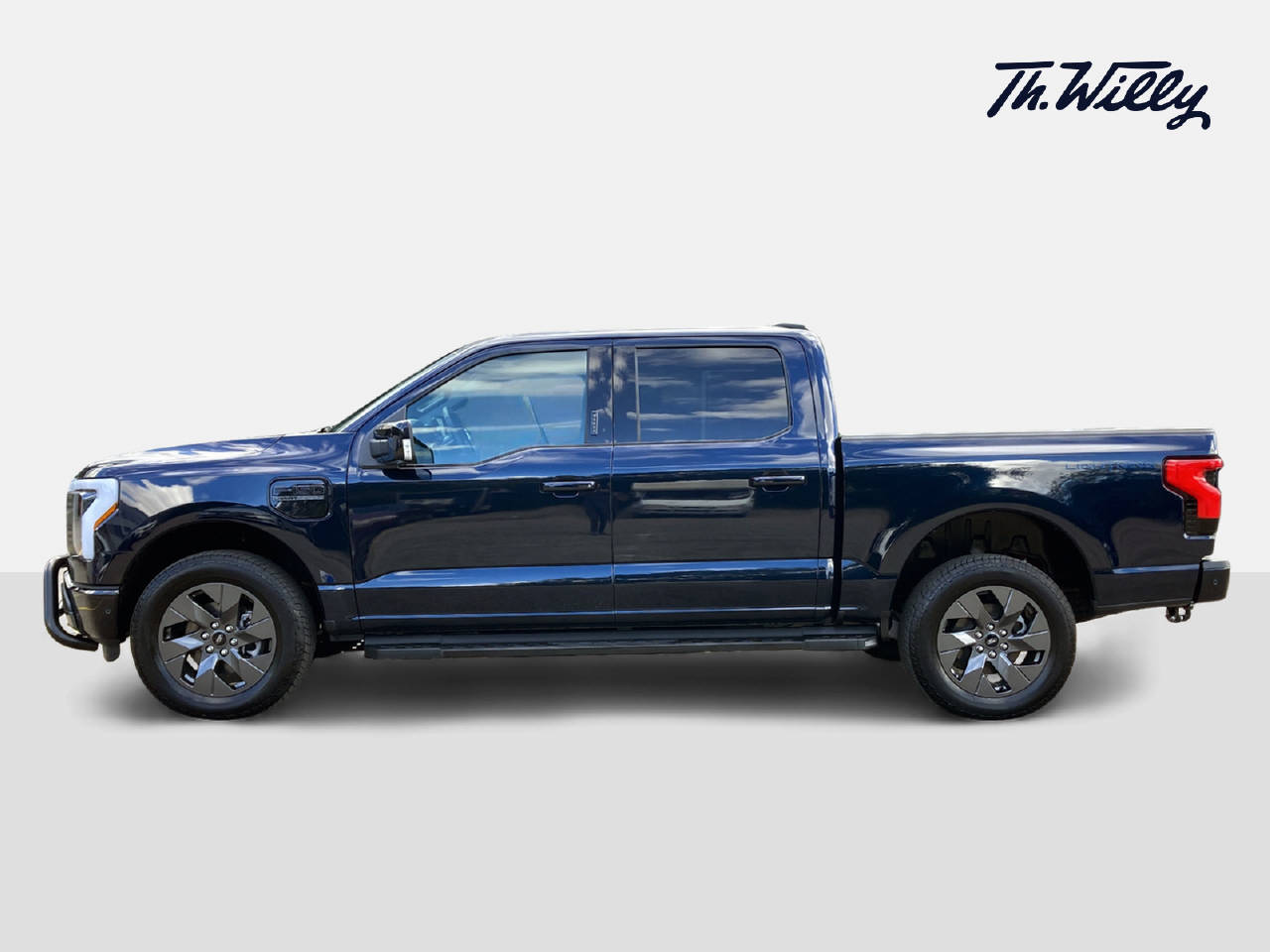 FORD F-150 Lightning DKab.Pick-up 98 kWh Lariat Launch Edition-image-7