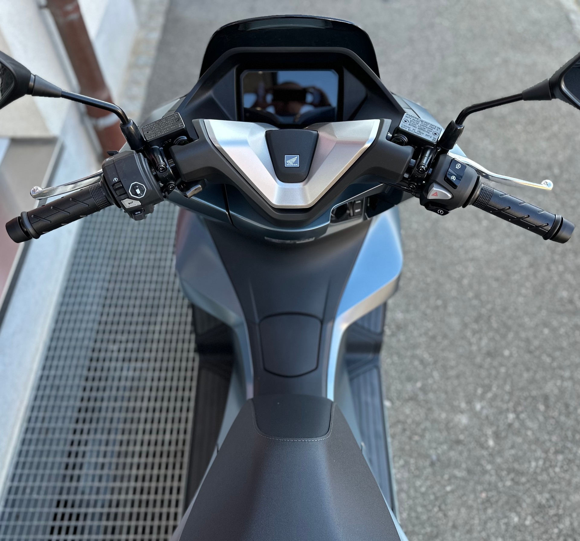 HONDA PCX 125 DX - TFT Konnektivität-image-8