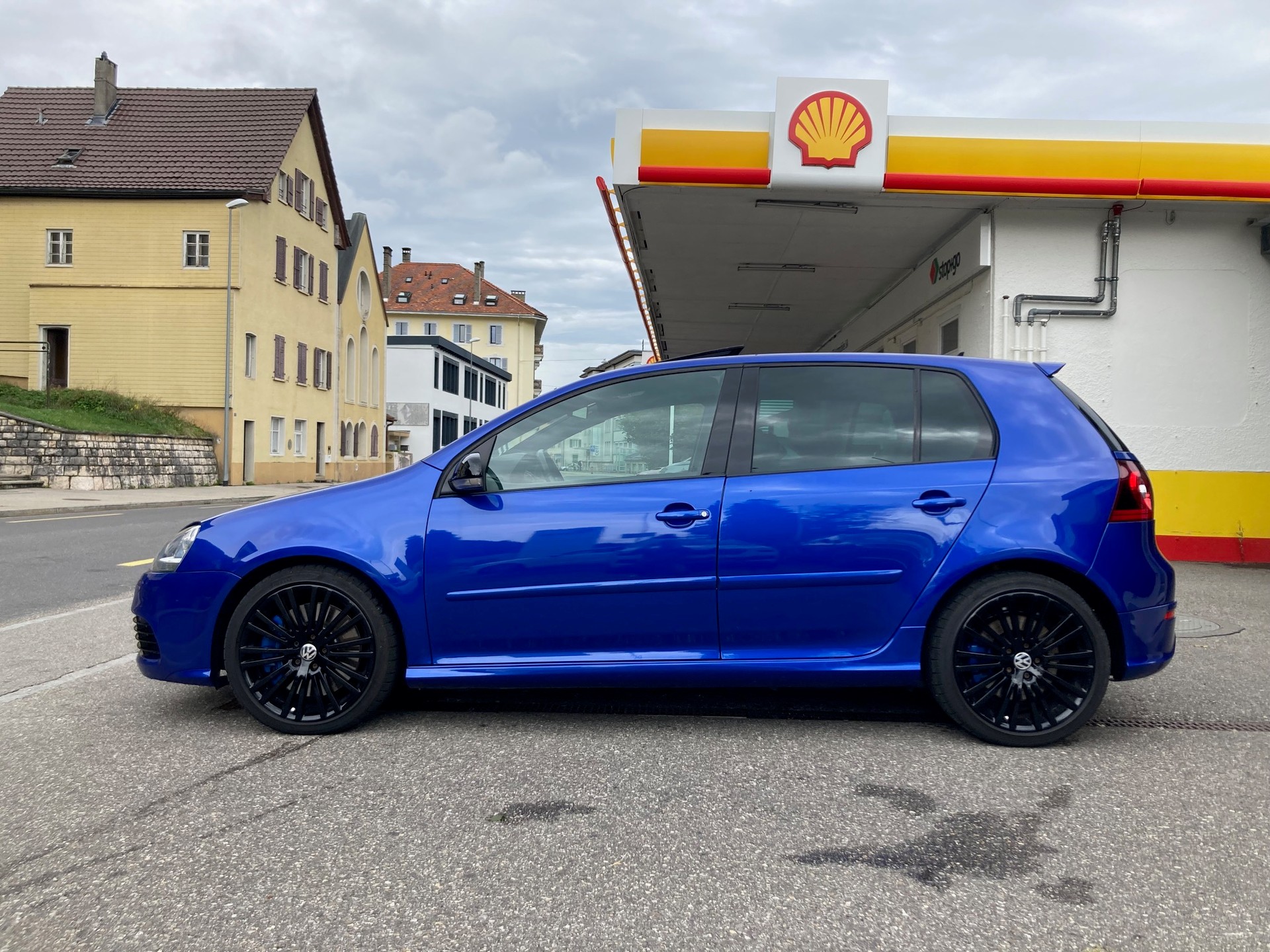 VW Golf R32 4Motion-image-2