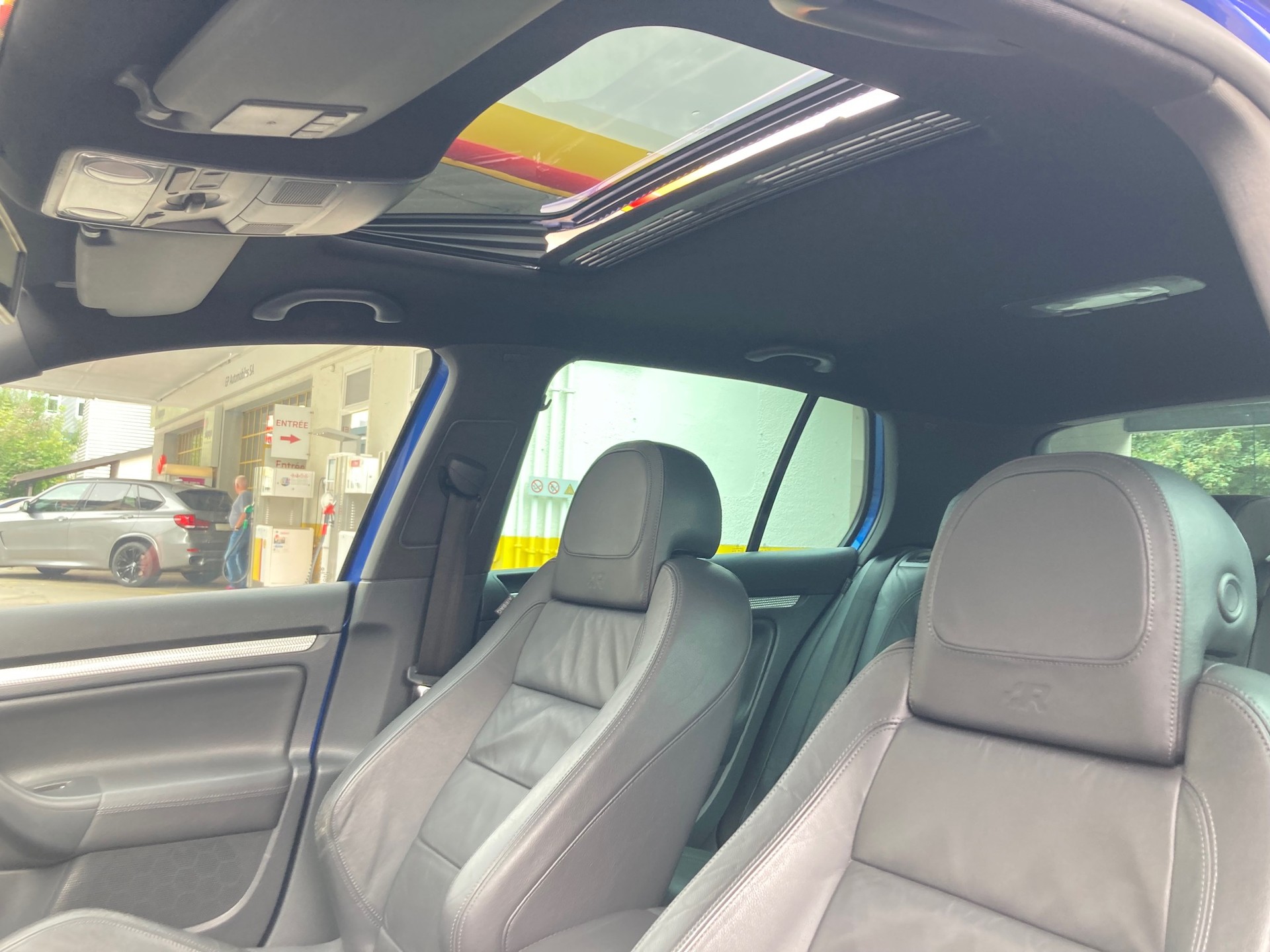 VW Golf R32 4Motion-image-9