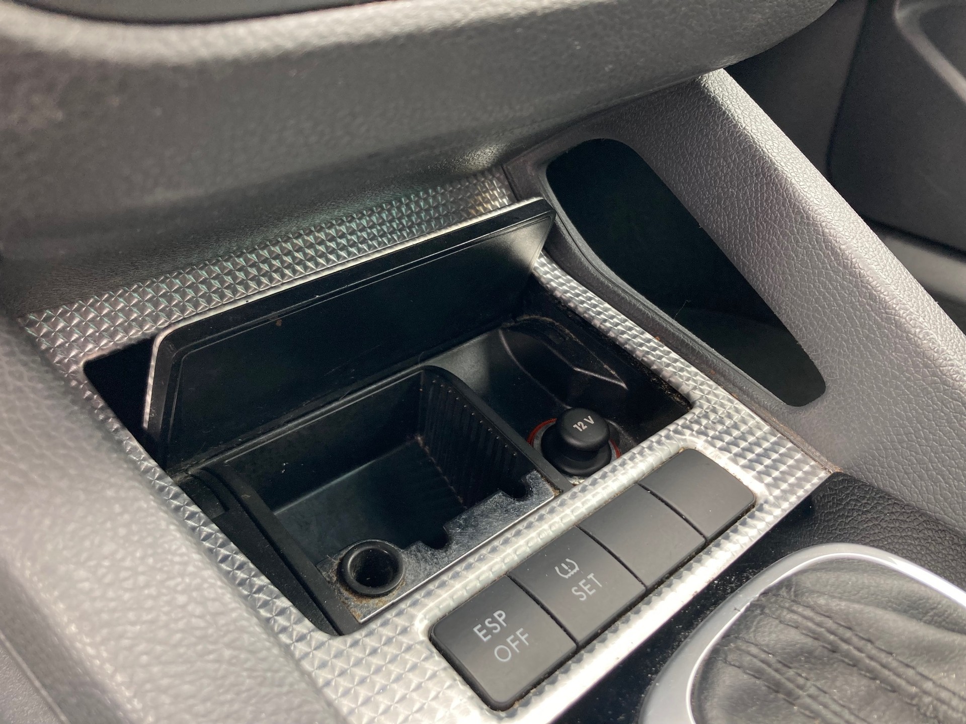 VW Golf R32 4Motion-image-15