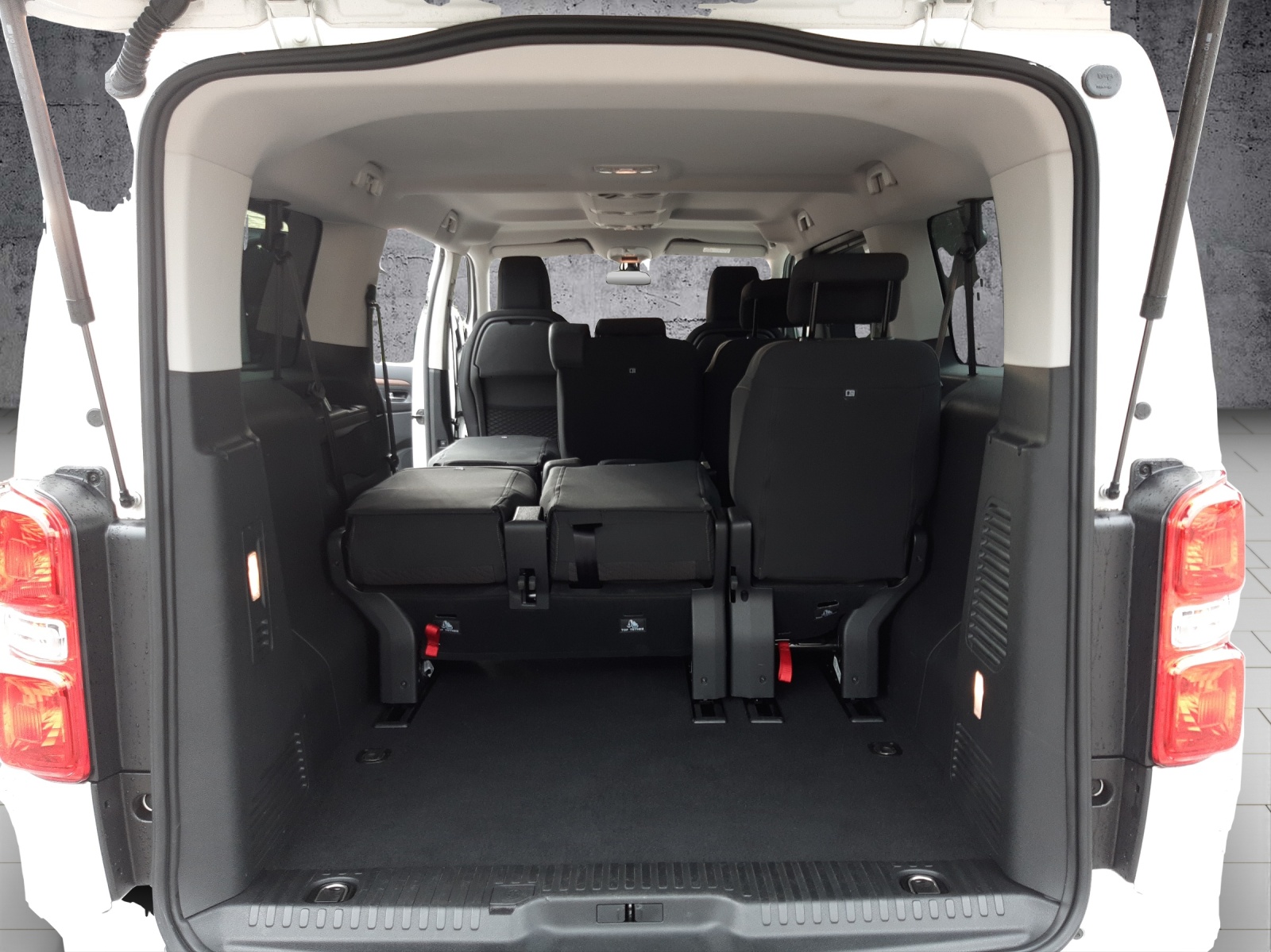 TOYOTA Proace Verso 2.0 D-4D Trend Long Automatic-image-10