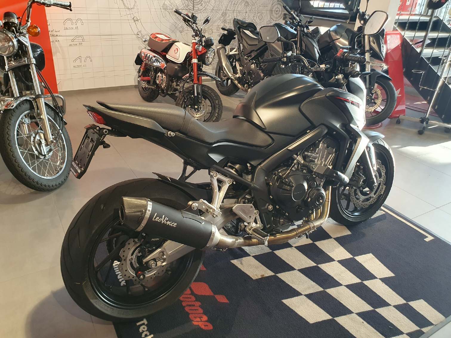 HONDA CB 650 F ABS-image-3