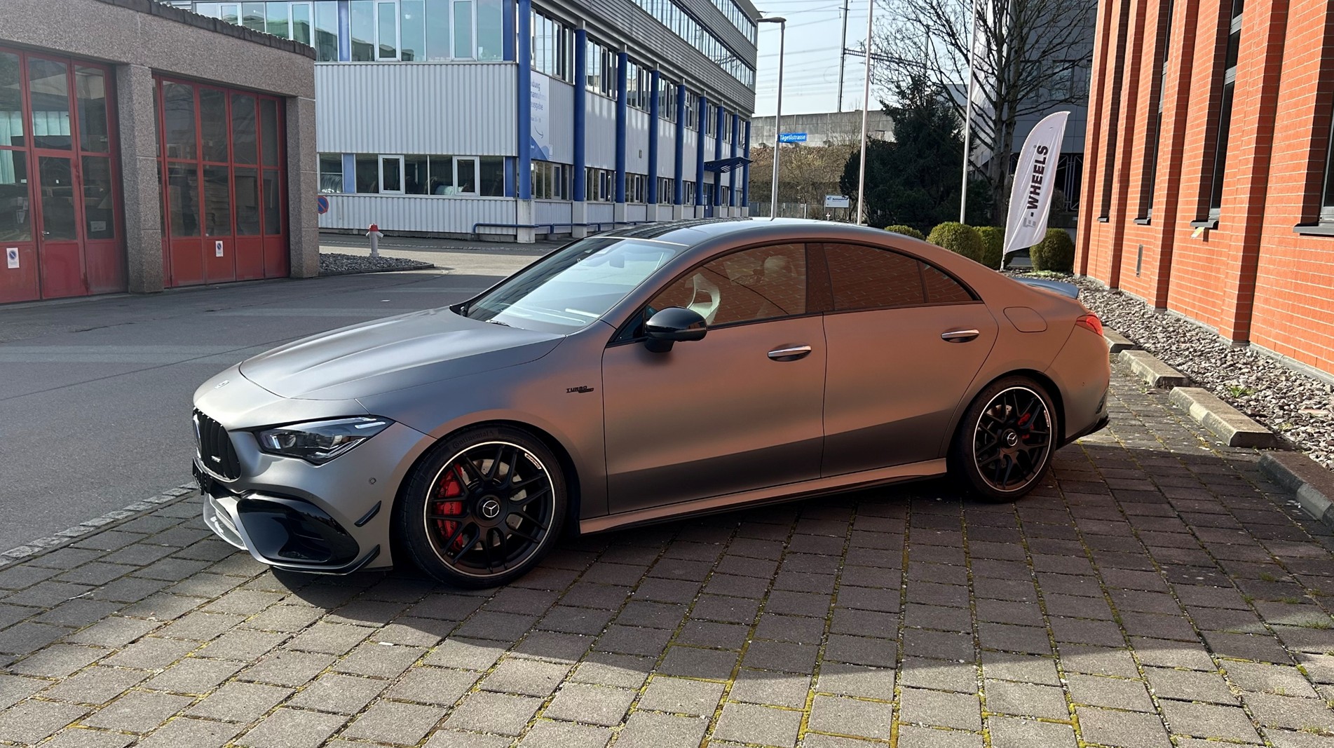 MERCEDES-BENZ CLA 45 S AMG 4Matic+ 8G-DCT-image-3