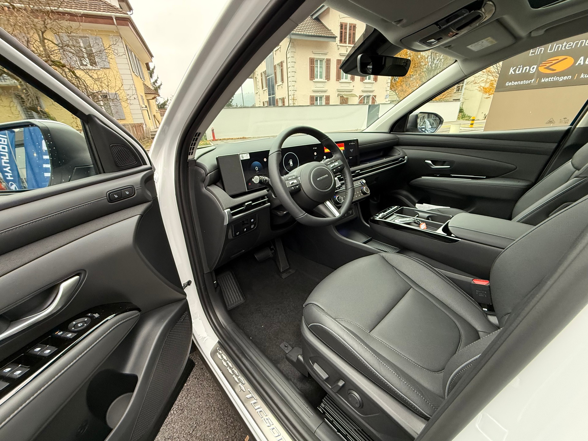 HYUNDAI Tucson 1.6 TGDI HEV Vertex Swiss Edi. 4WD-image-10