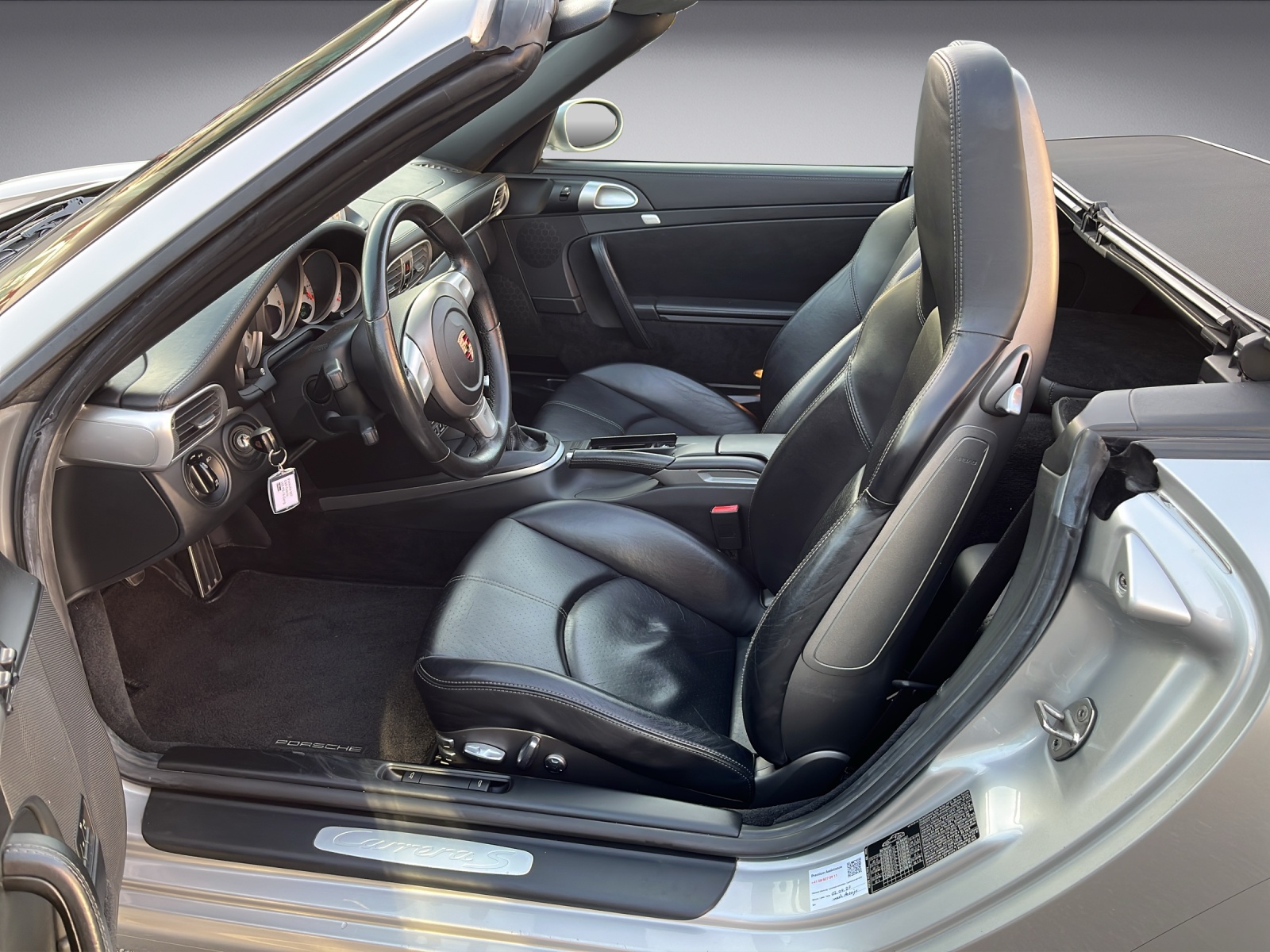 PORSCHE 911 (997) Cabriolet 3.8 Carrera S-image-8