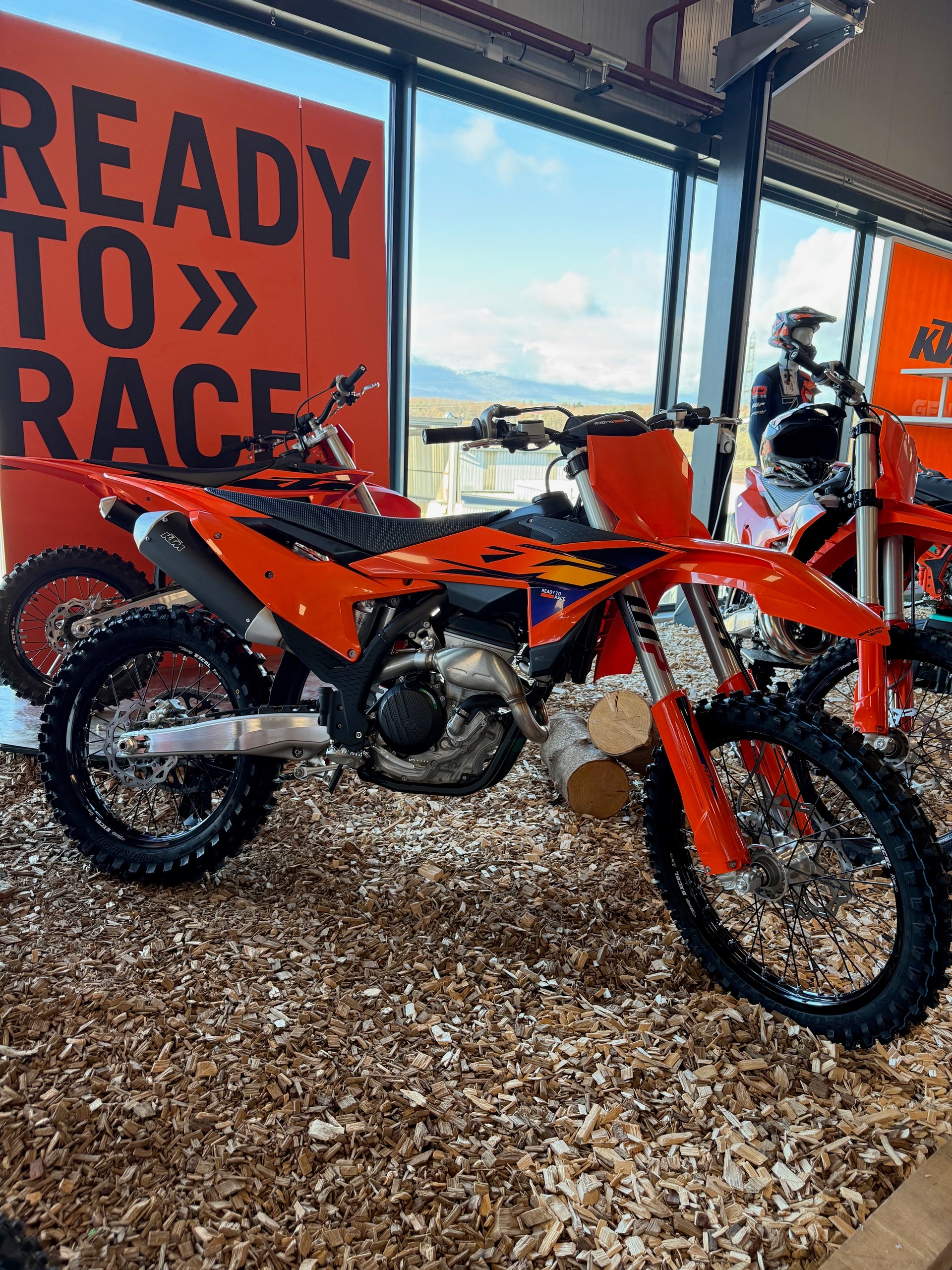 KTM 250 SX-F 2026-image-0