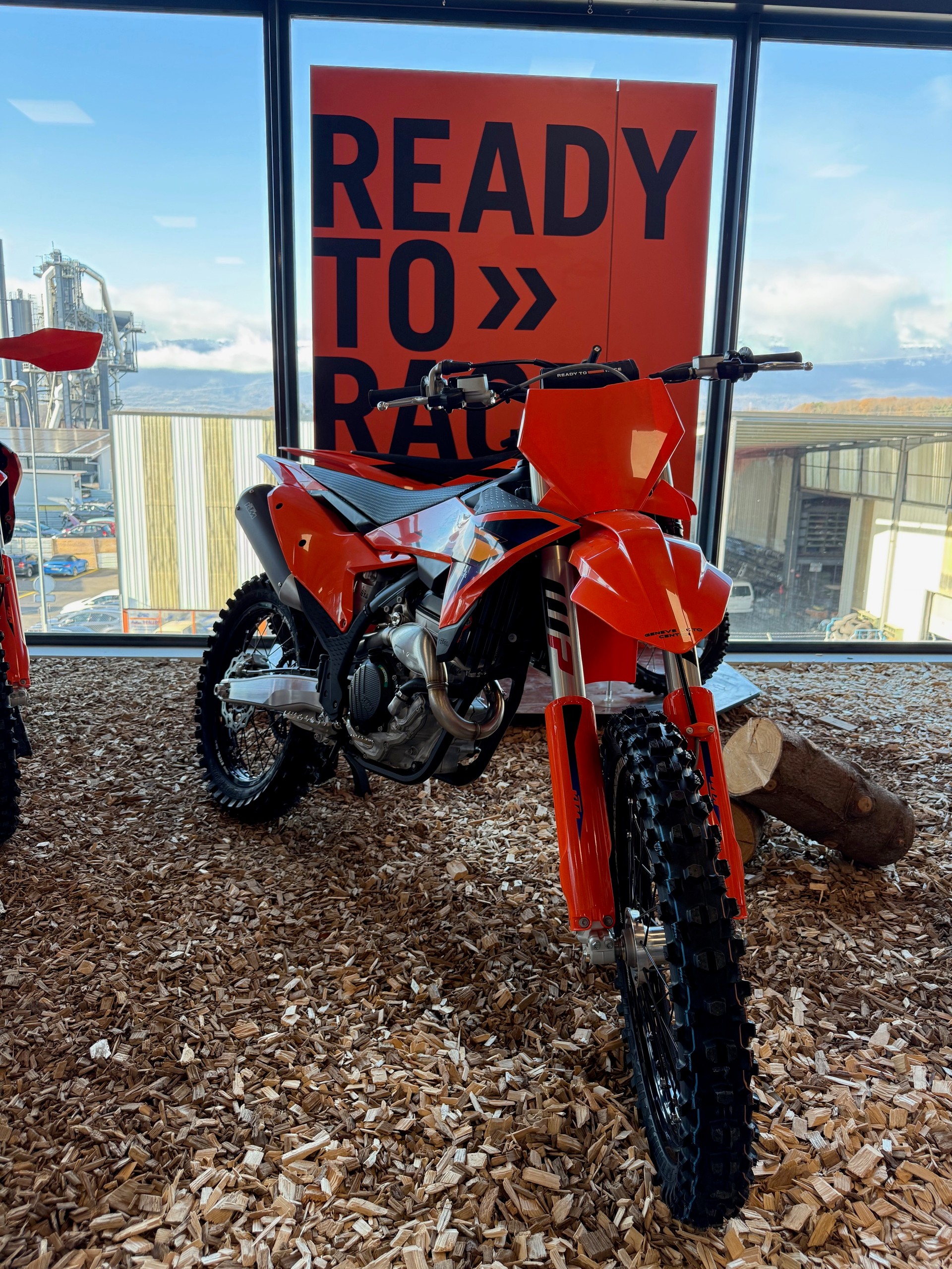 KTM 250 SX-F 2026-image-1