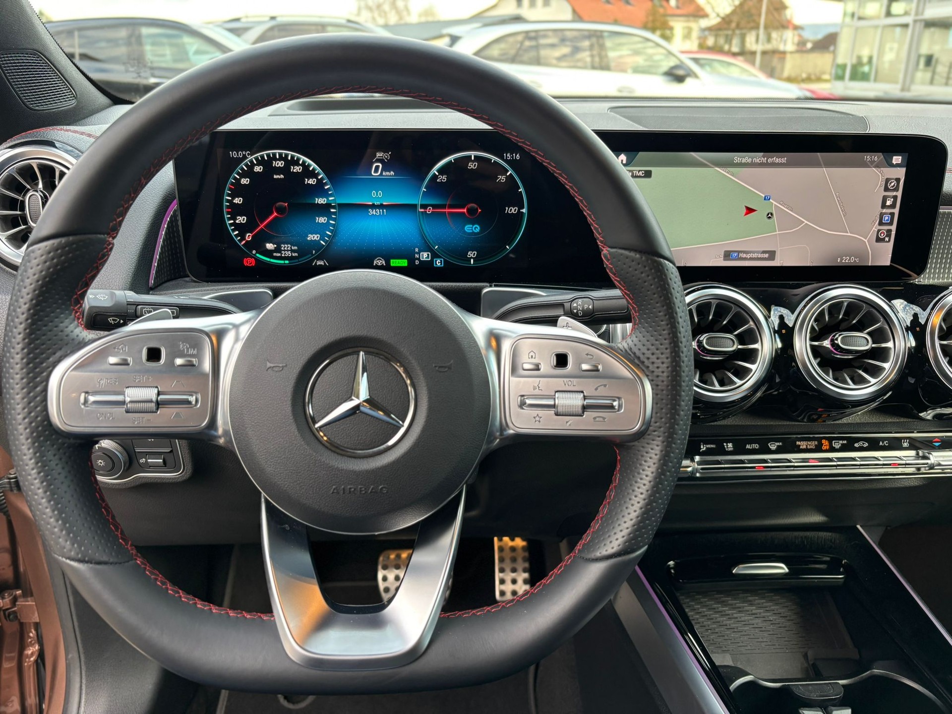 MERCEDES-BENZ EQB 350 AMG-Line 4Matic-image-10