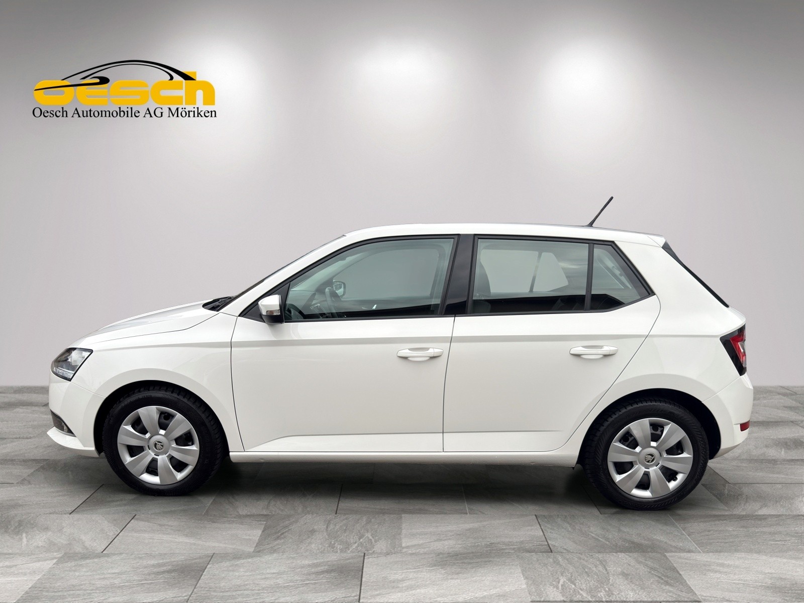 SKODA Fabia 1.0 TSI Ambition DSG-showroom-element-1