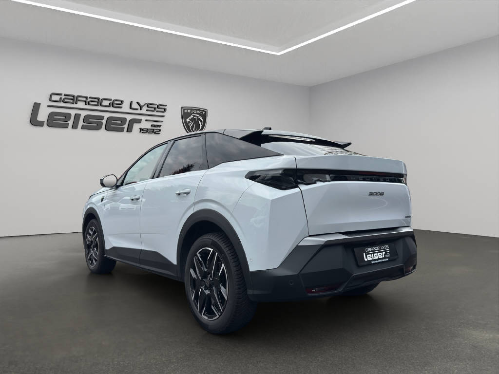 PEUGEOT 3008 1.2 Hybrid GT-image-11