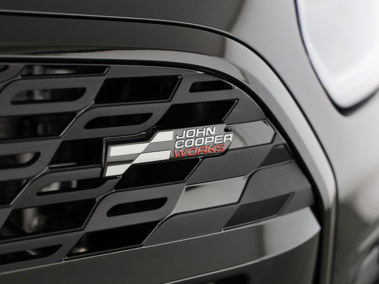 MINI John Cooper Works Countryman ALL4-image-6