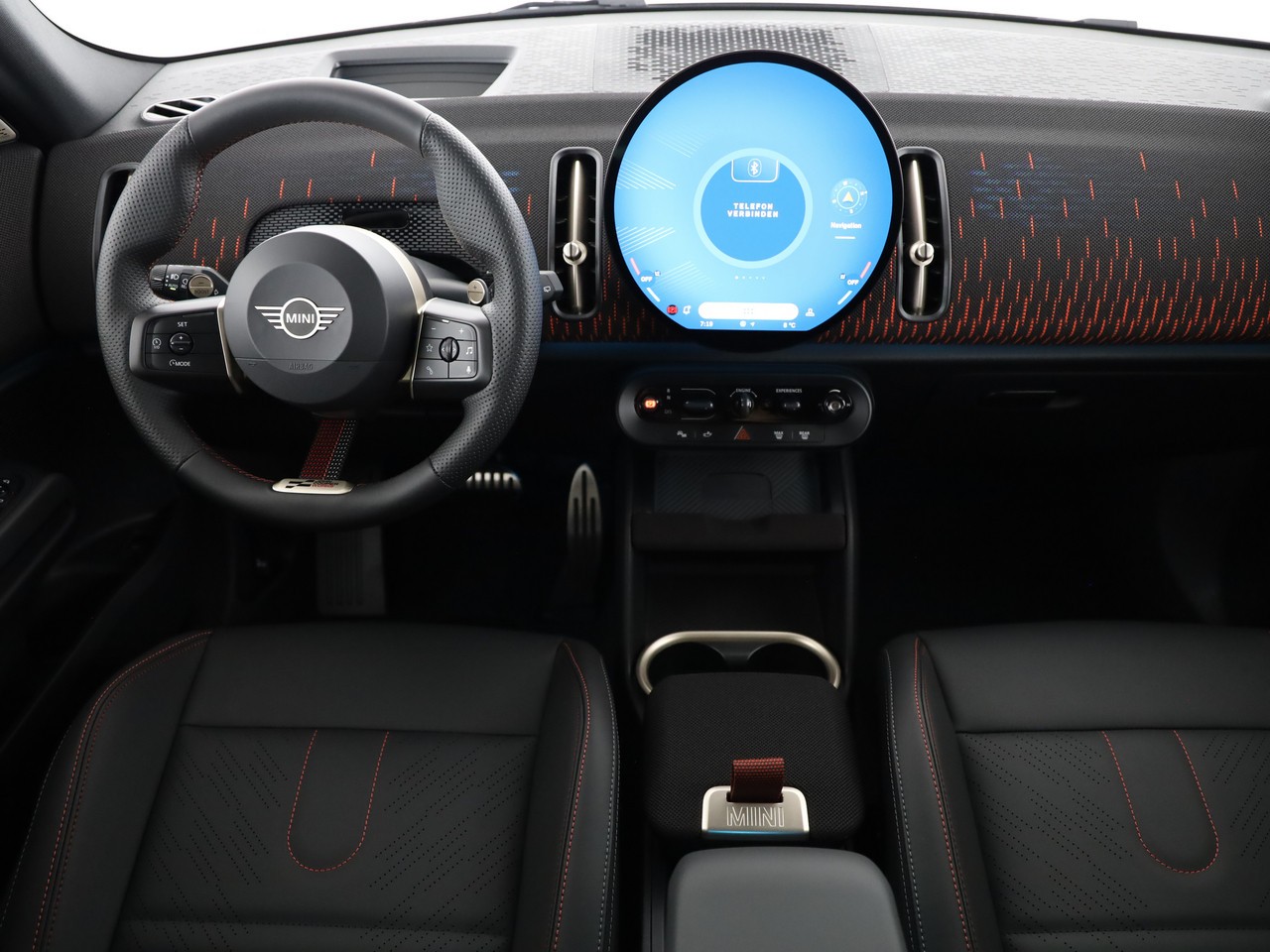 MINI John Cooper Works Countryman ALL4-image-17