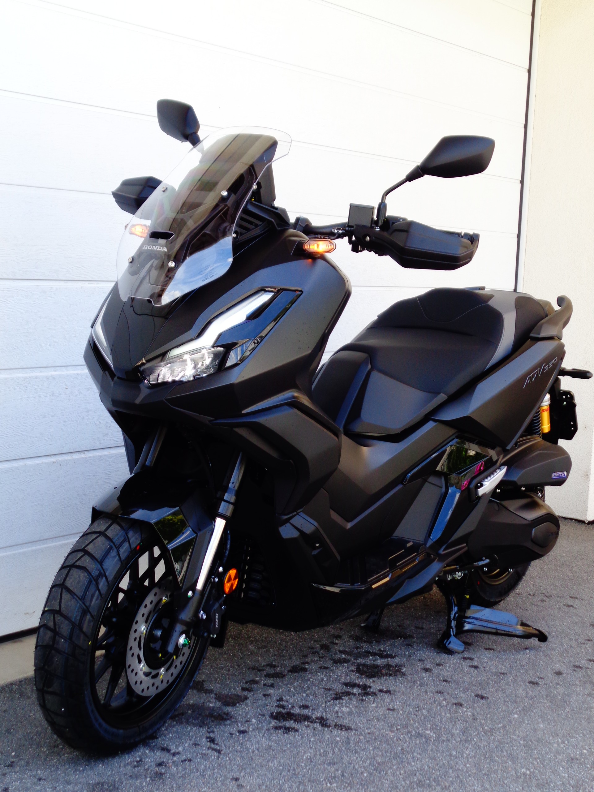 HONDA ADV 350-image-9