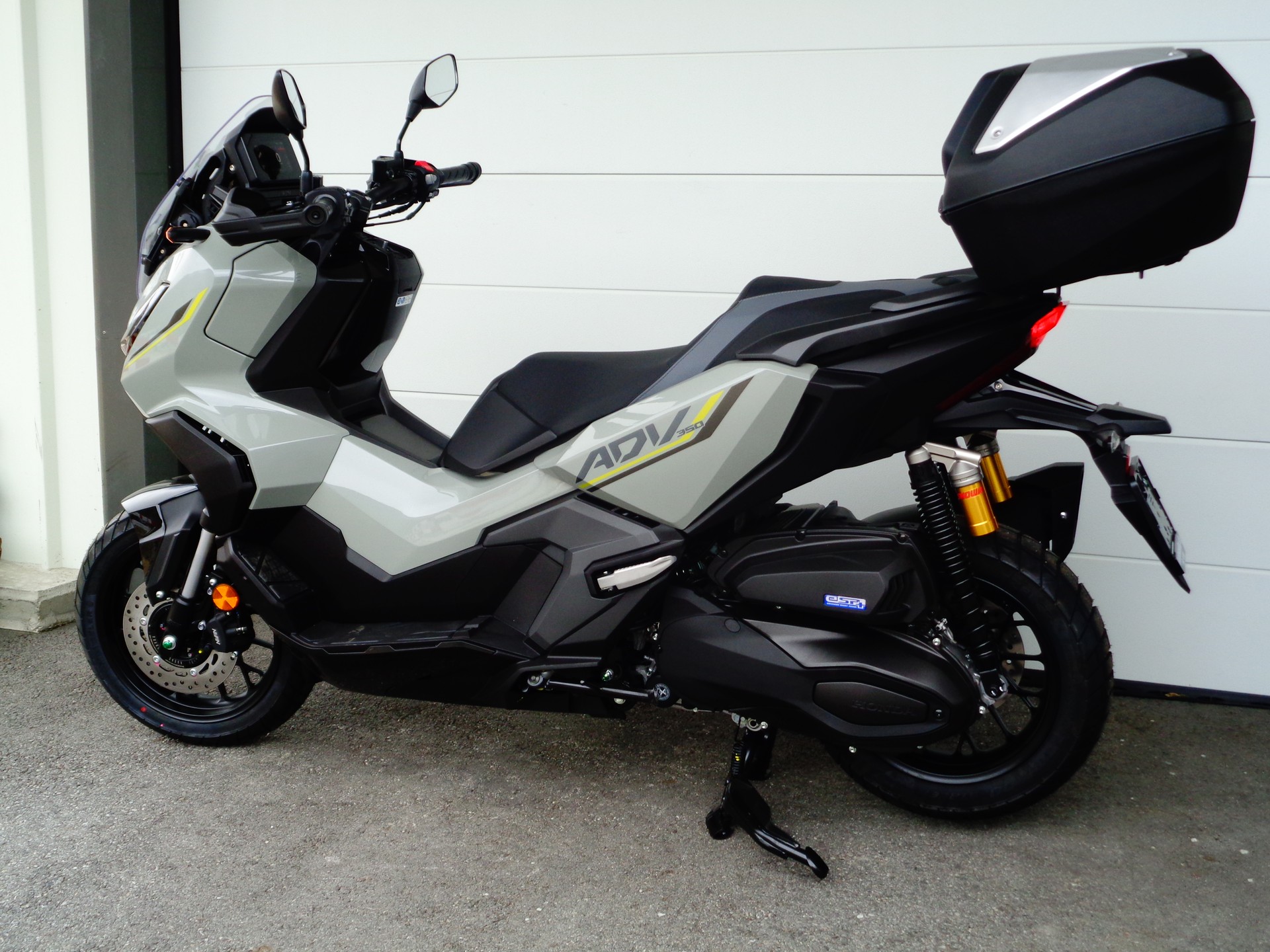 HONDA ADV 350-image-10