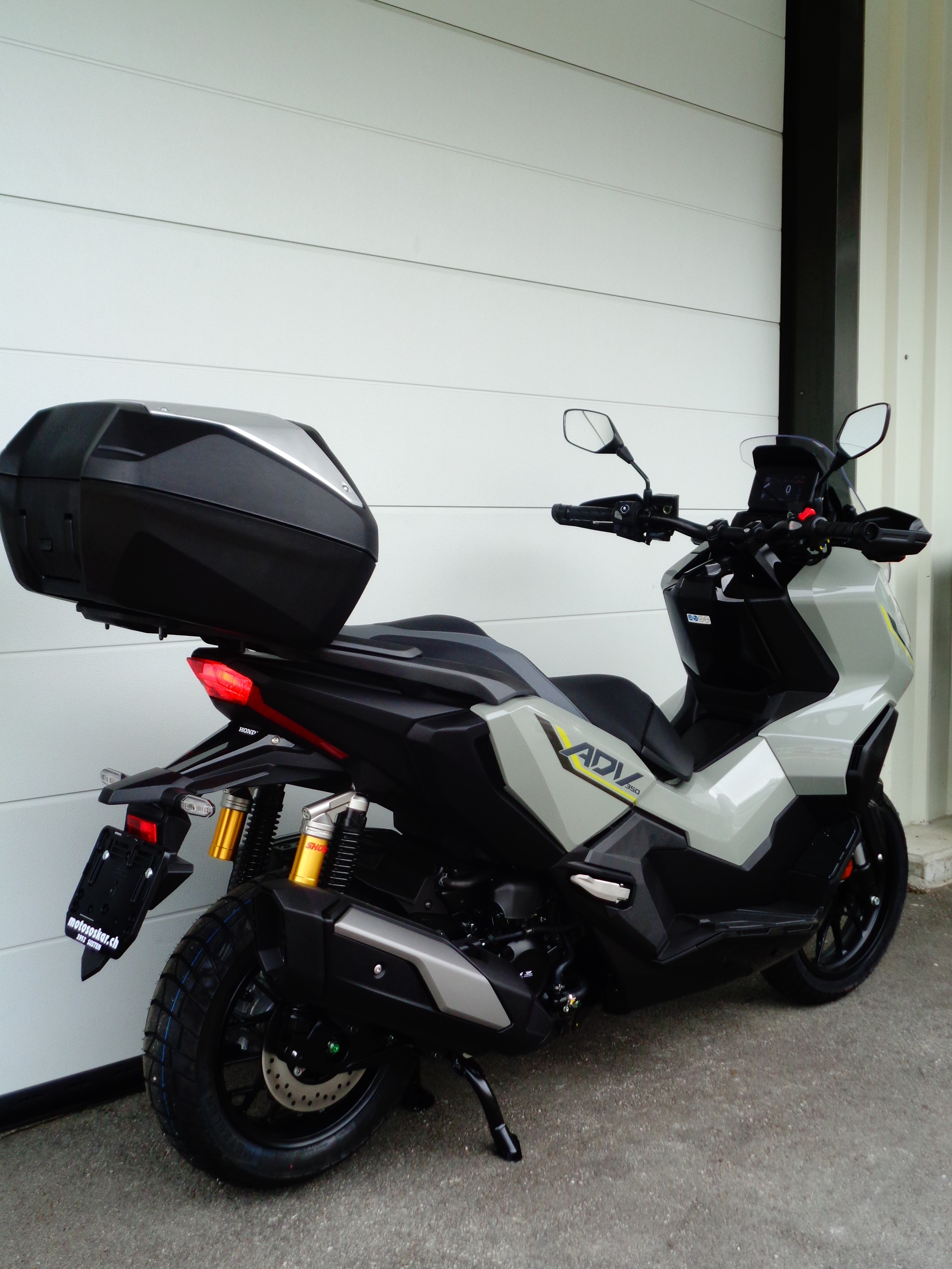 HONDA ADV 350-image-5