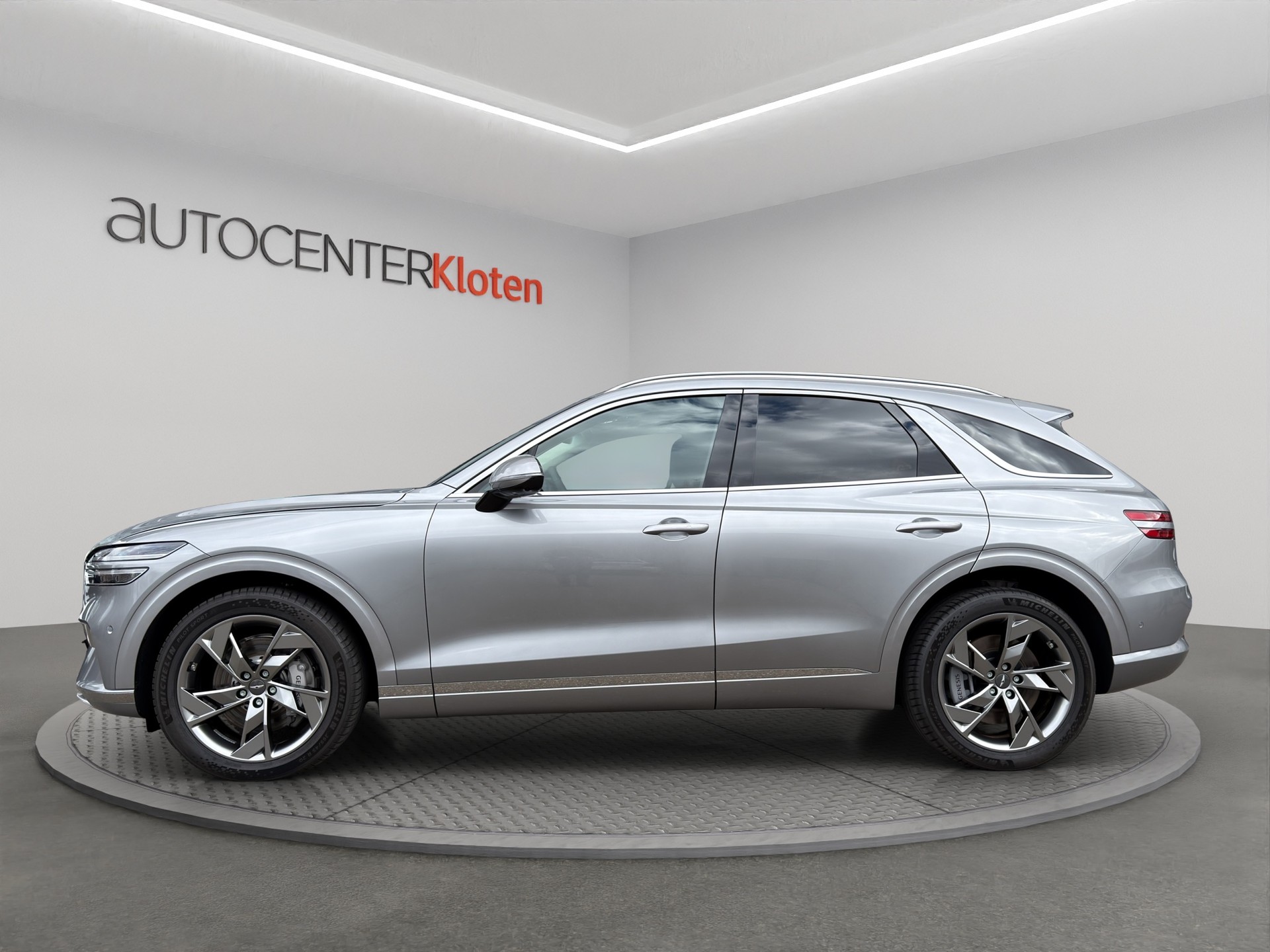 GENESIS GV70 Dual Motor Sport AWD-showroom-element-2