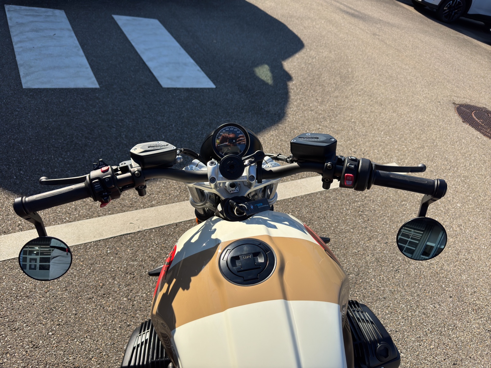 BMW R nineT Pure A2-image-3
