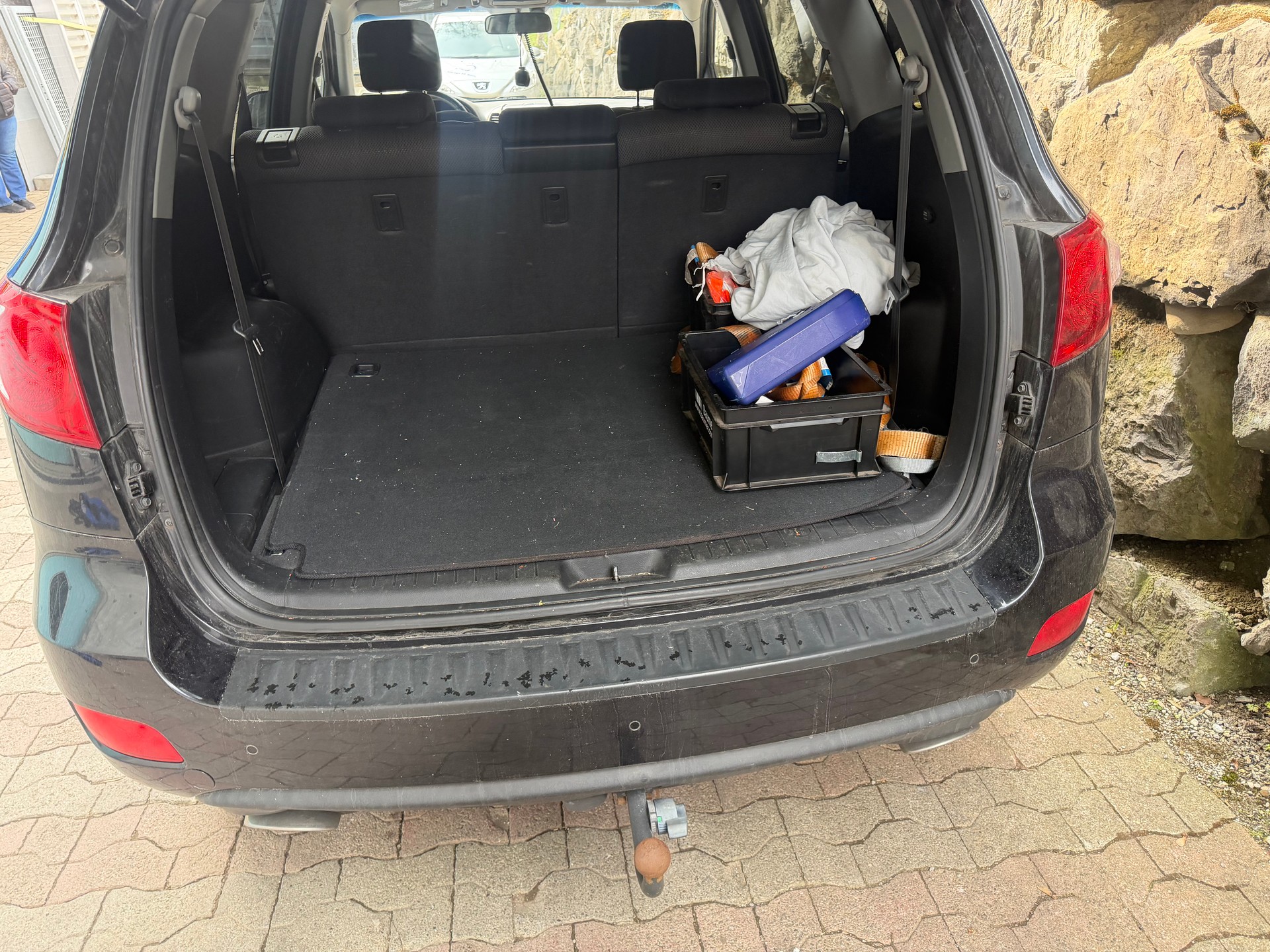 HYUNDAI Santa Fe 2.2 CRDi Style 4WD Automatic-image-10