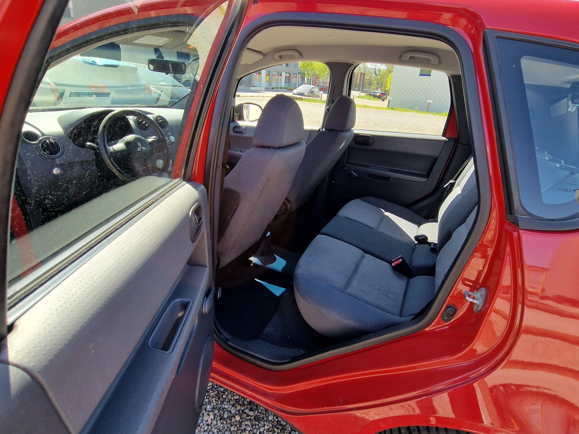 MITSUBISHI Colt 1.3 16V Invite-image-9