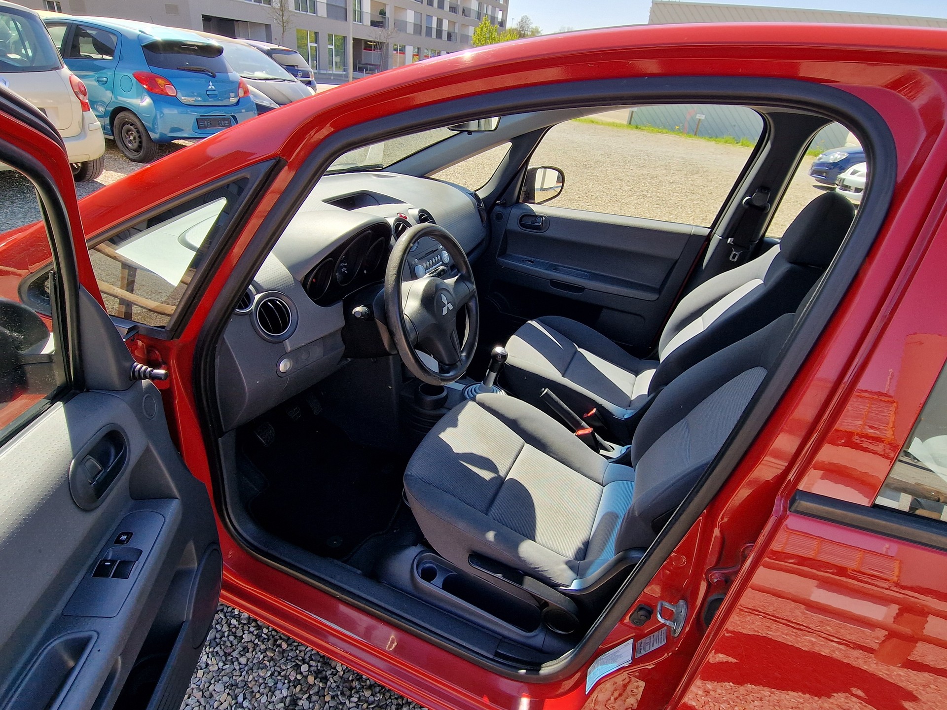 MITSUBISHI Colt 1.3 16V Invite-image-8