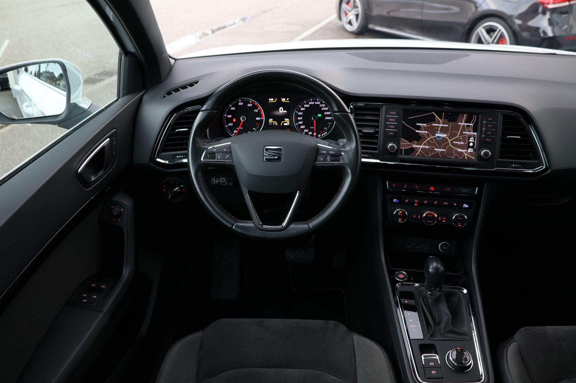 SEAT Ateca 1.4 TSI Style DSG (CH)-image-4