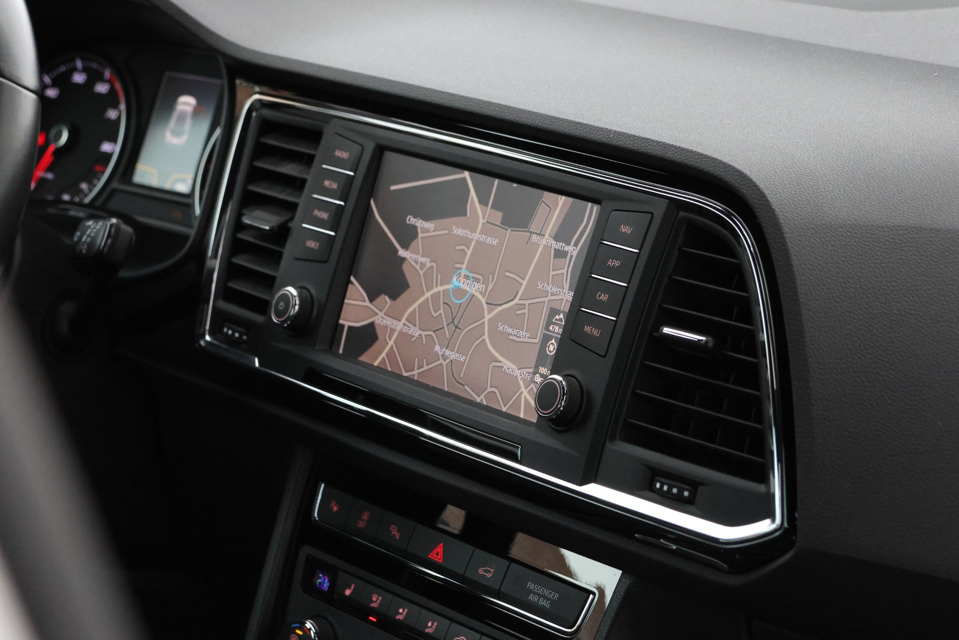 SEAT Ateca 1.4 TSI Style DSG (CH)-image-12