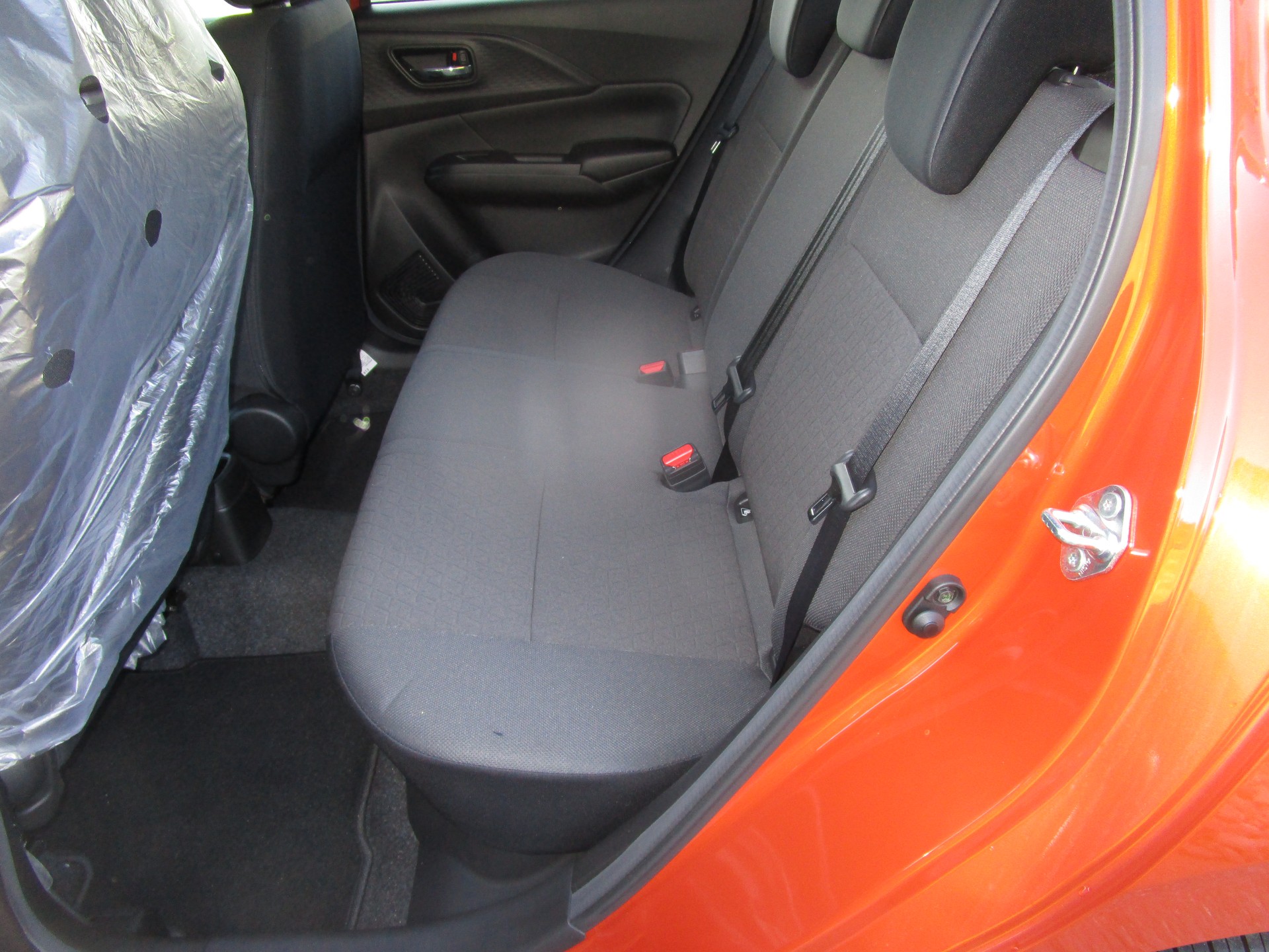 SUZUKI Swift 1.2 Compact Top Hybrid 4x4-image-11