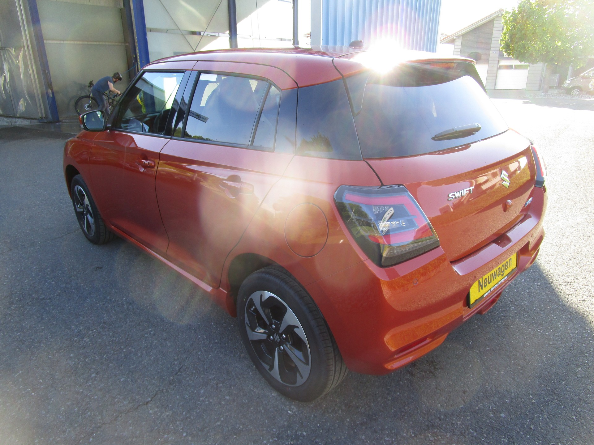 SUZUKI Swift 1.2 Compact Top Hybrid 4x4-image-5