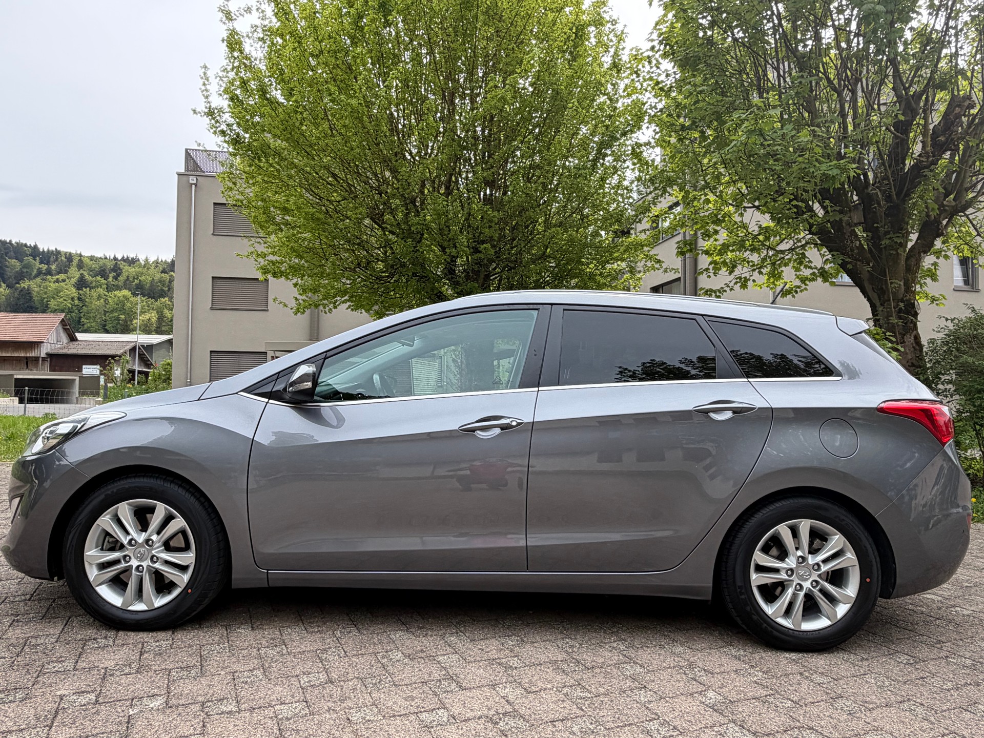 HYUNDAI i30 Wagon 1.6 CRDi Style Automatic-image-7