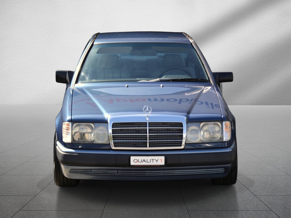 MERCEDES-BENZ 300 CE Veteranenfahrzeug ab MFK-image-1