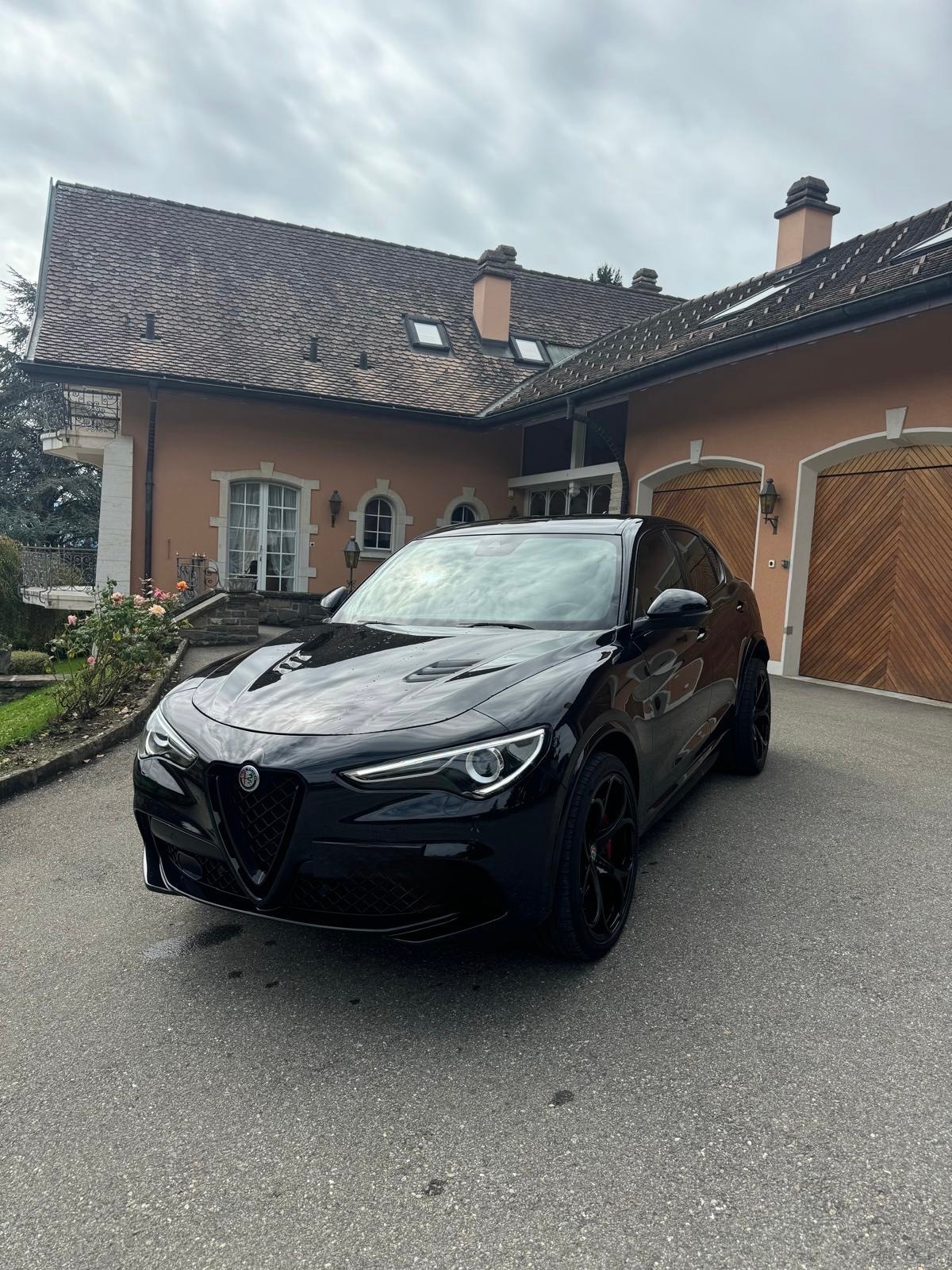 ALFA ROMEO 2.9 V6 Biturbo Q4 Quadrifoglio Performante-image-2