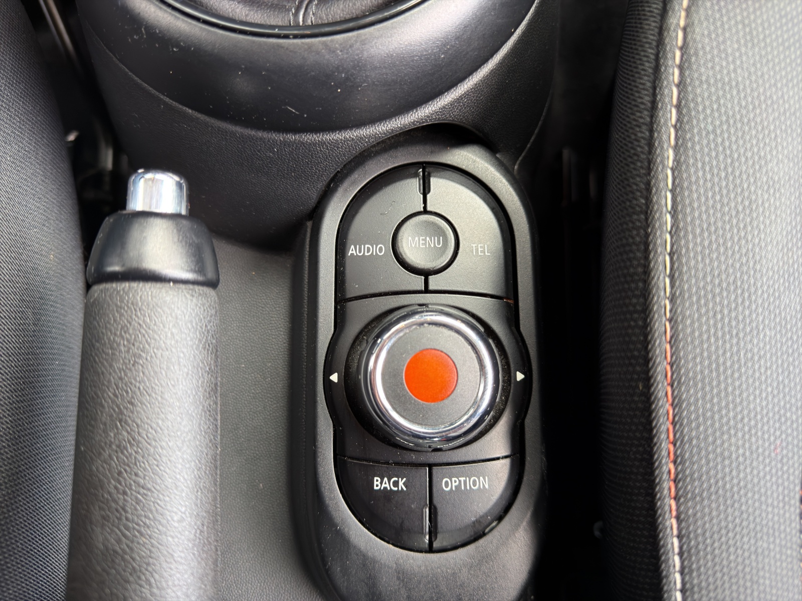MINI Cooper Steptronic-image-21