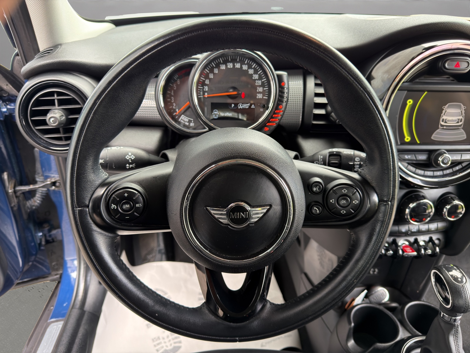 MINI Cooper Steptronic-image-9