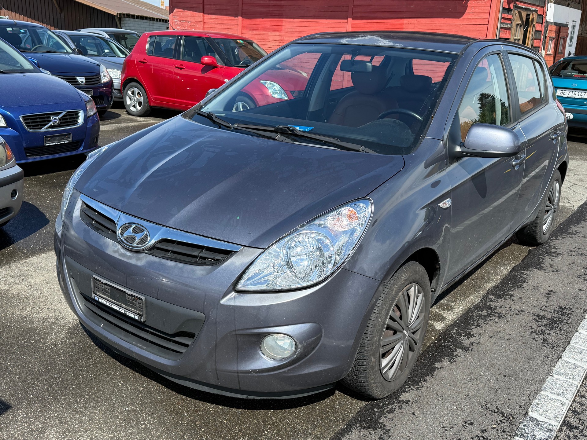 HYUNDAI i20 1.6 Premium-image-2