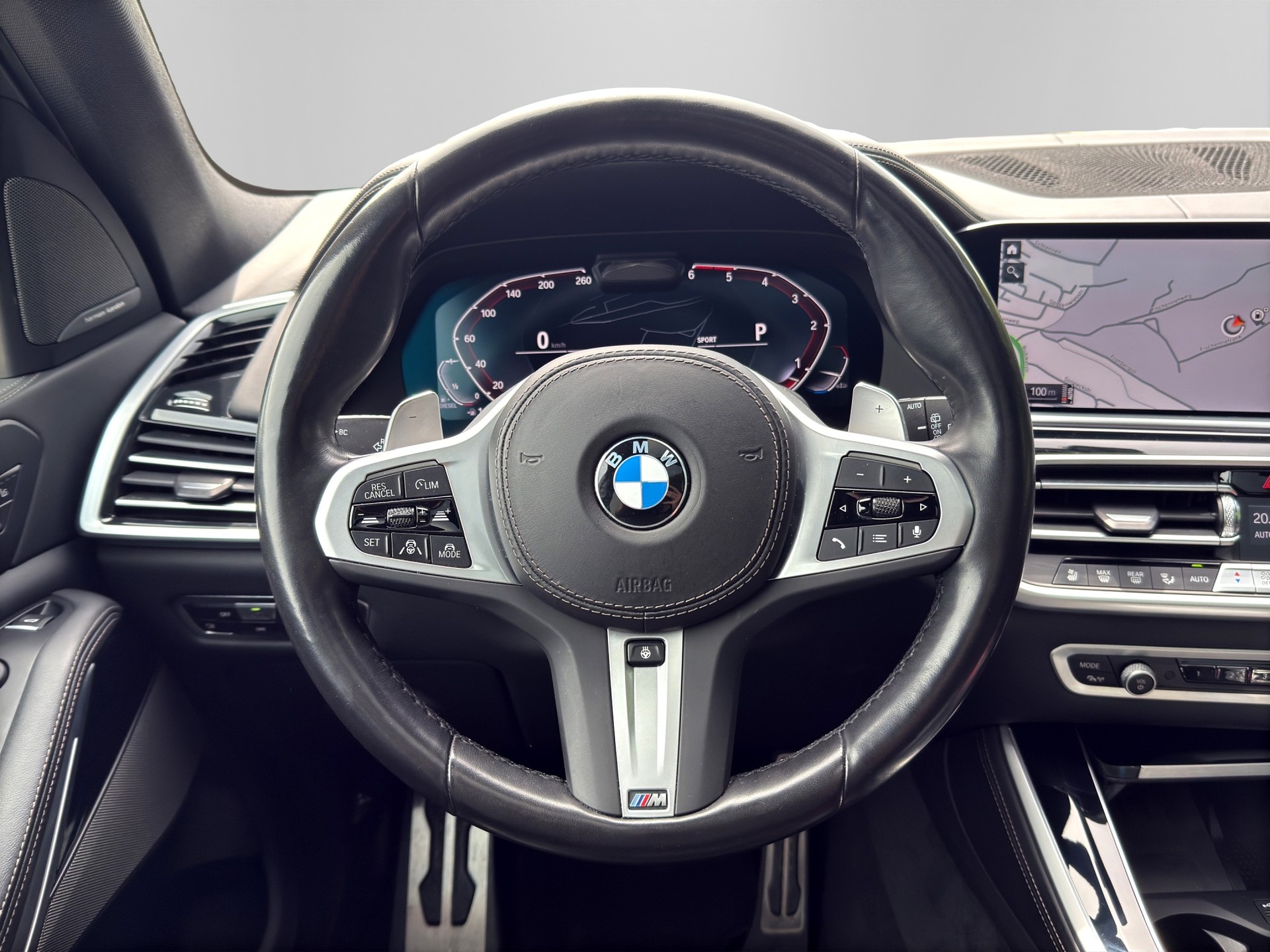 BMW X5 xDrive 48V 40d M Sport Steptronic-image-9